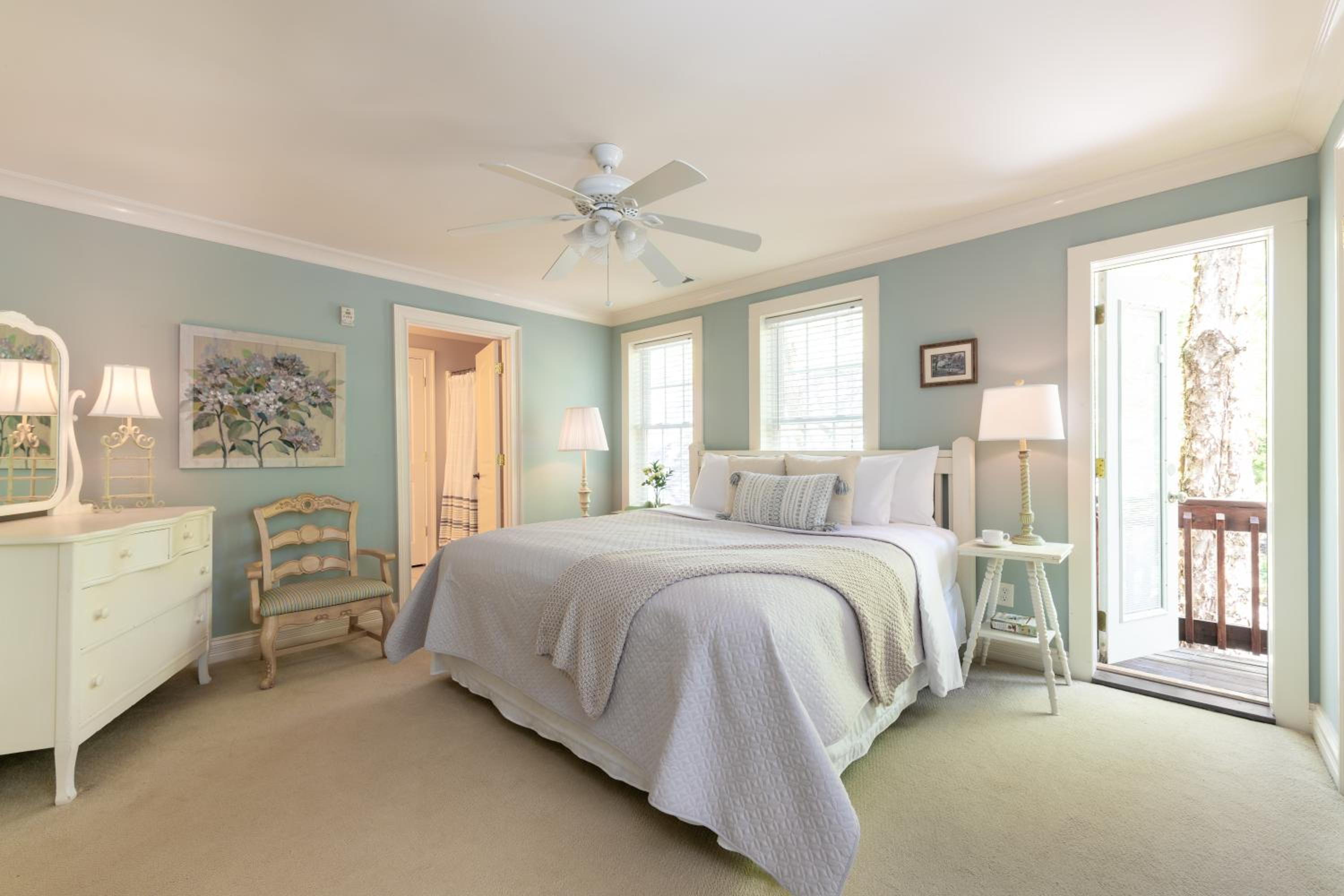King Room with Garden View photo 1