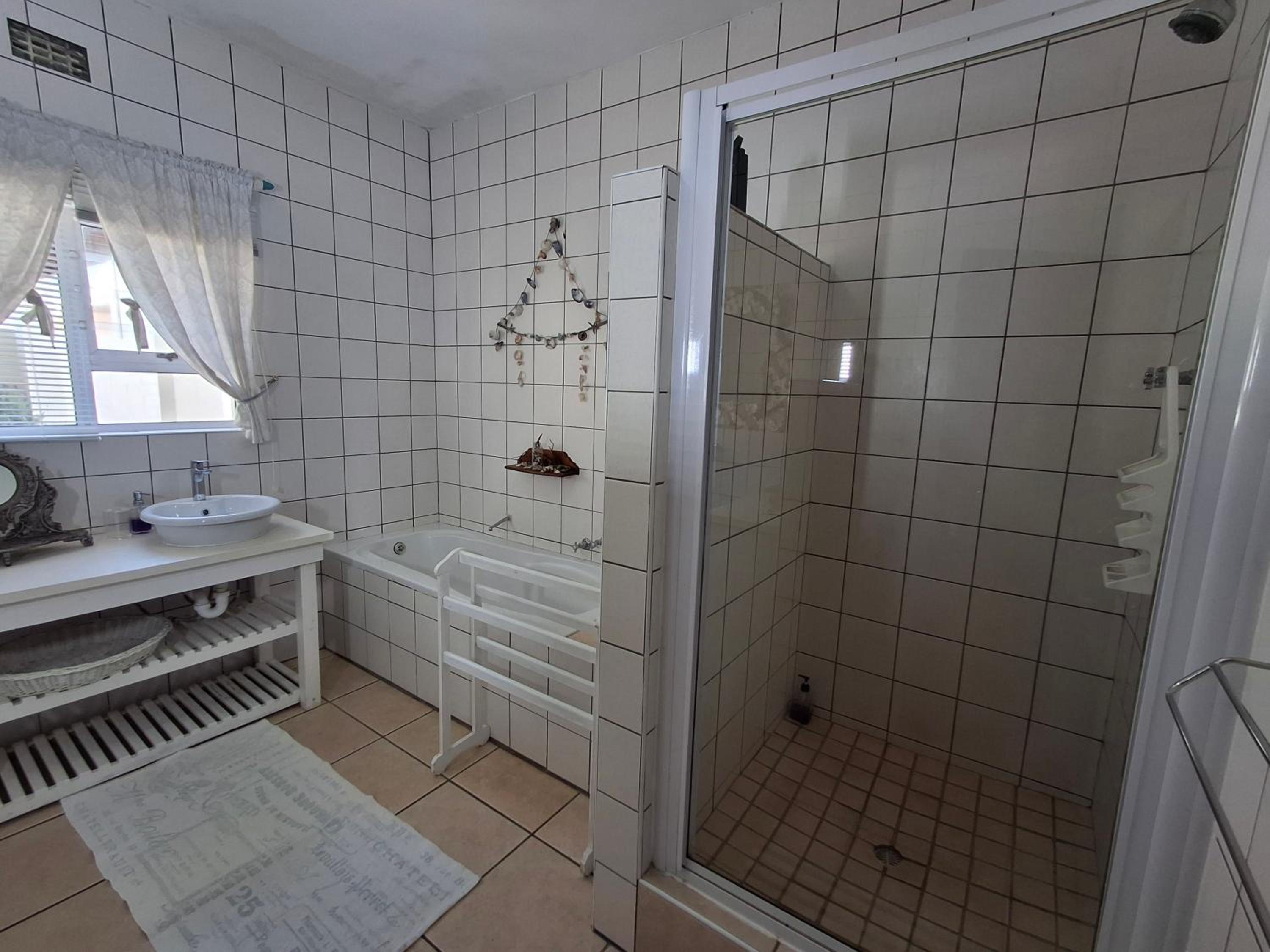 Apartment - Photo 11