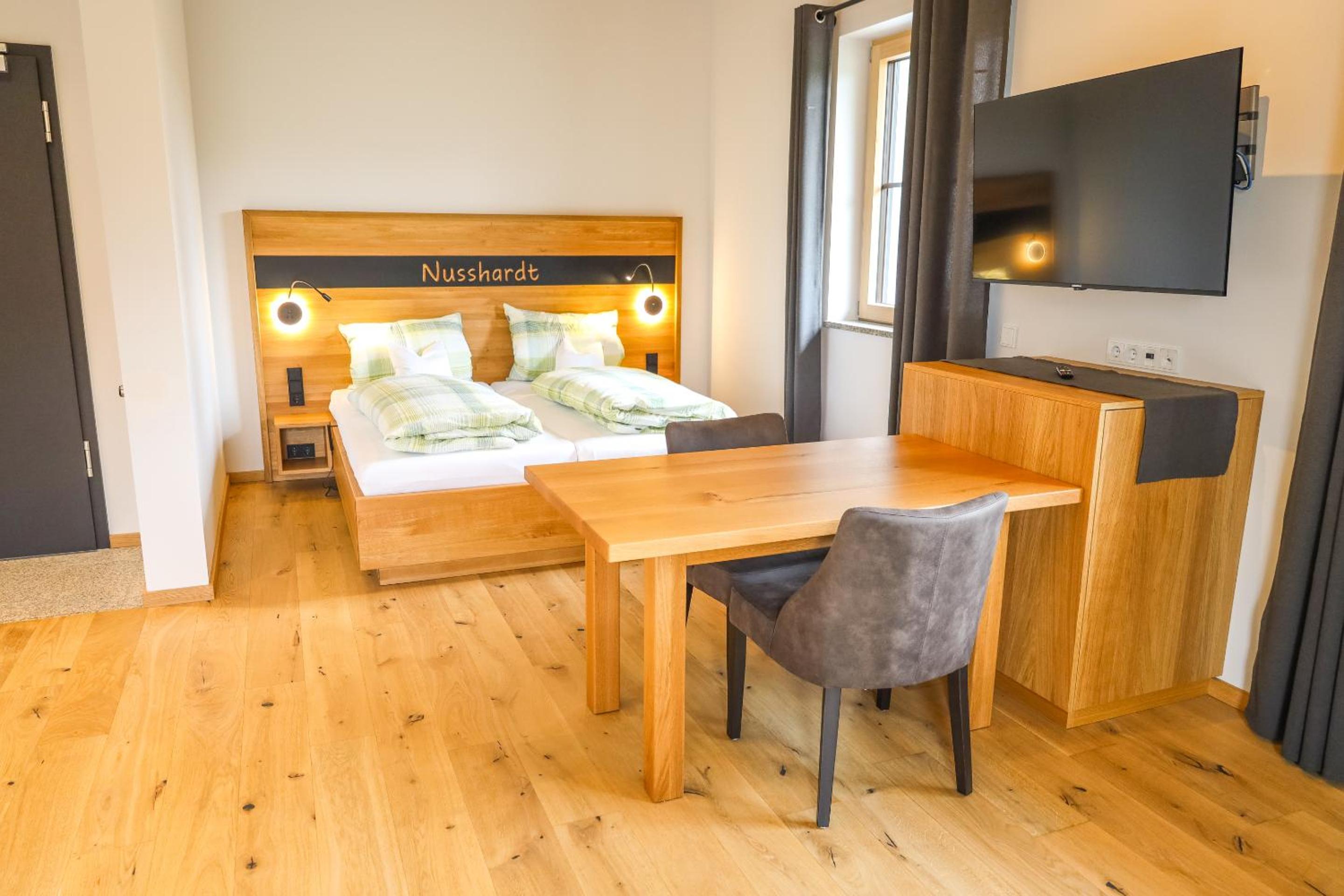 One-Bedroom Apartment with Balcony