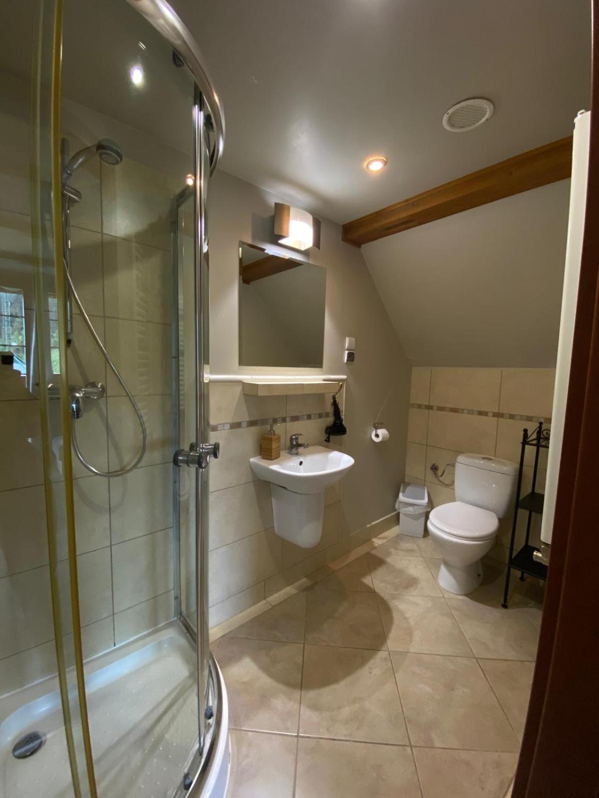 Quadruple Room with Bathroom - Photo 3