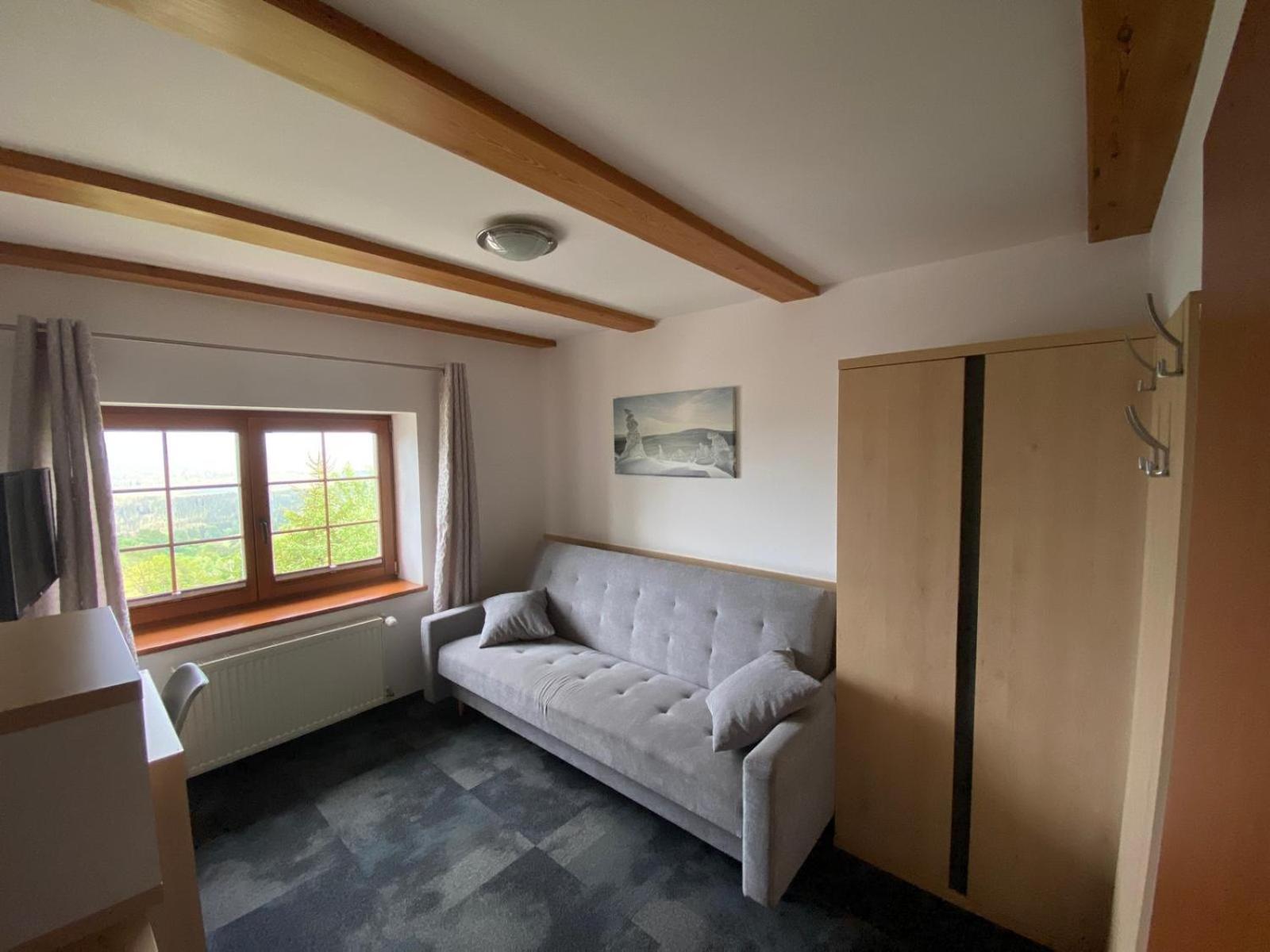 Quadruple Room with Private Bathroom - Photo 1