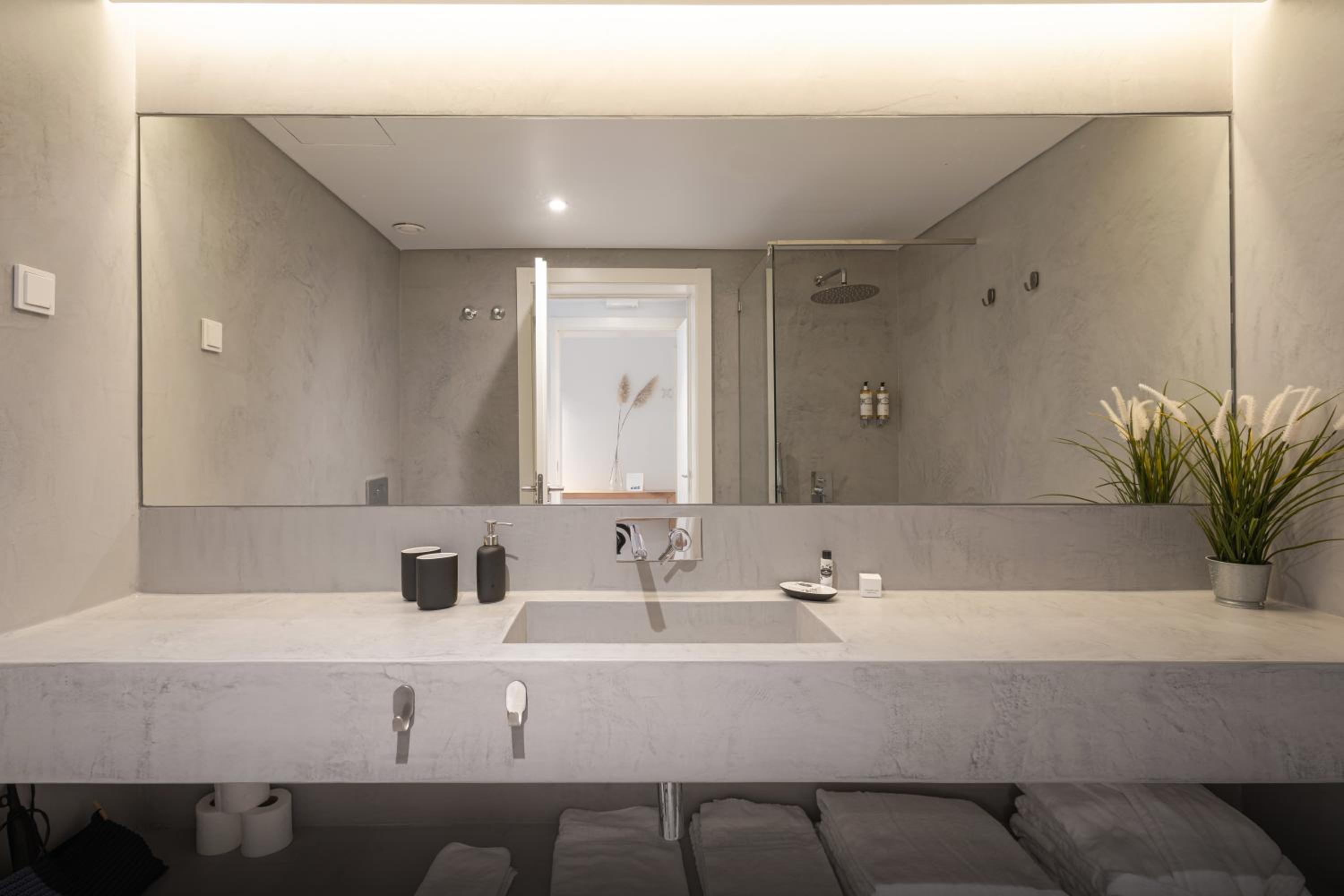Superior Double Room with Dam View  photo 2