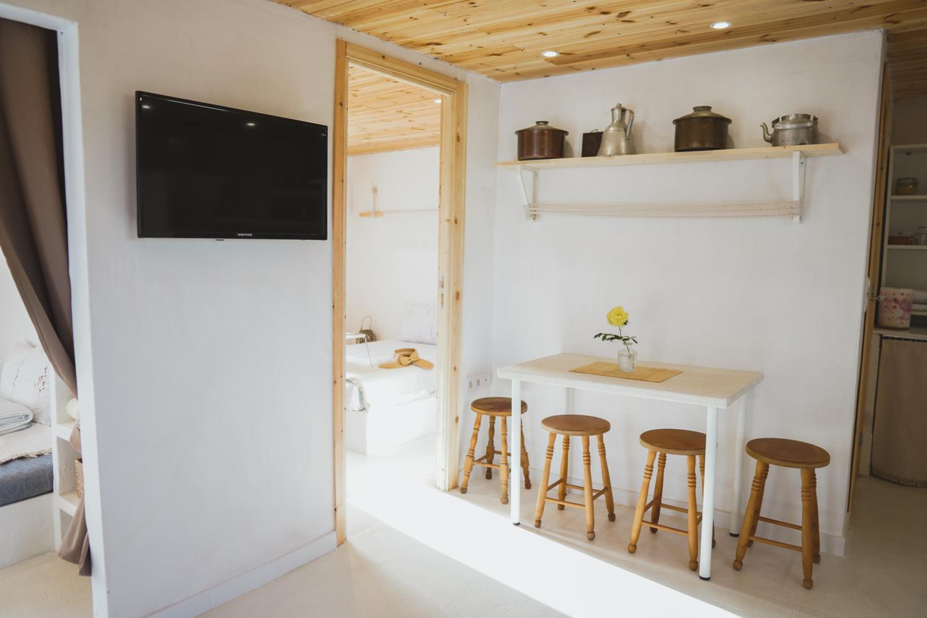 Two-Bedroom House photo 2