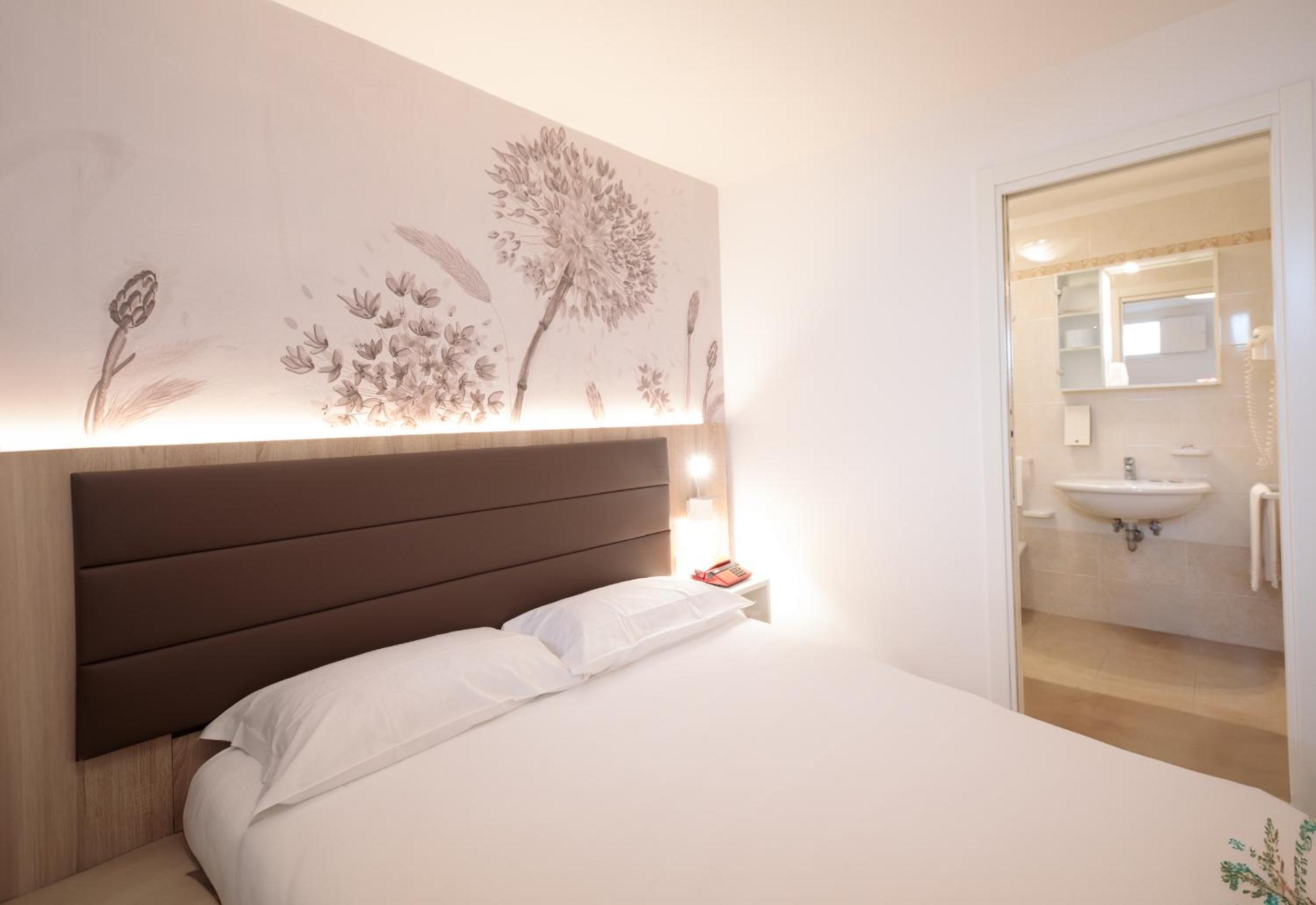 Basement - Standard Double or Twin Room 
