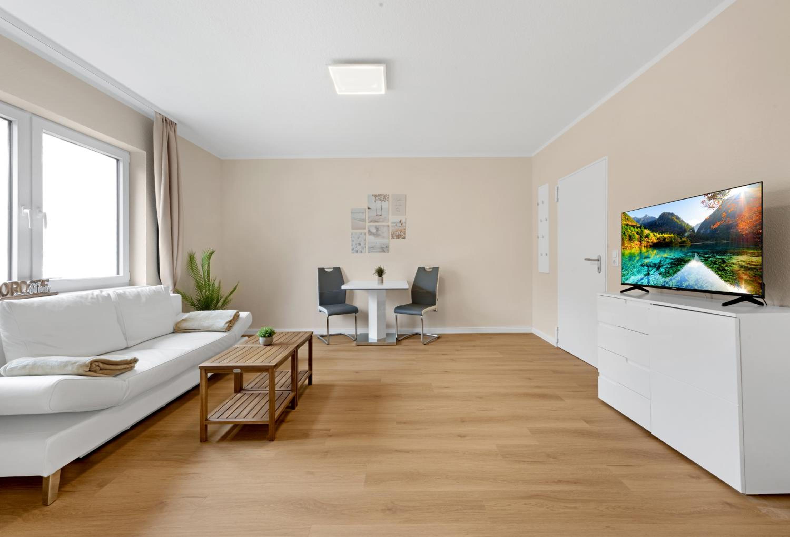 Apartment - Ground Floor photo 2