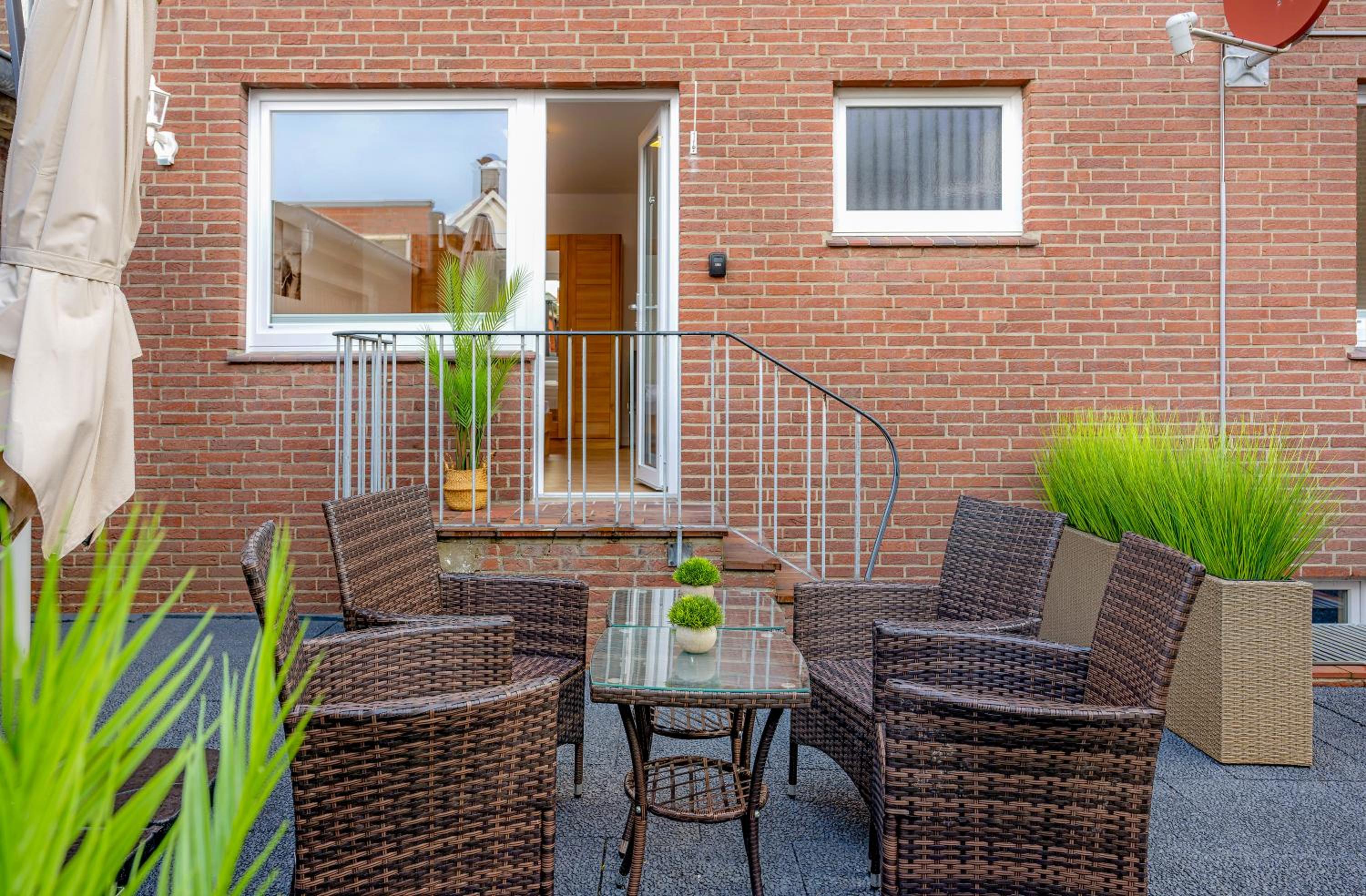 Apartment With Terrace photo 3