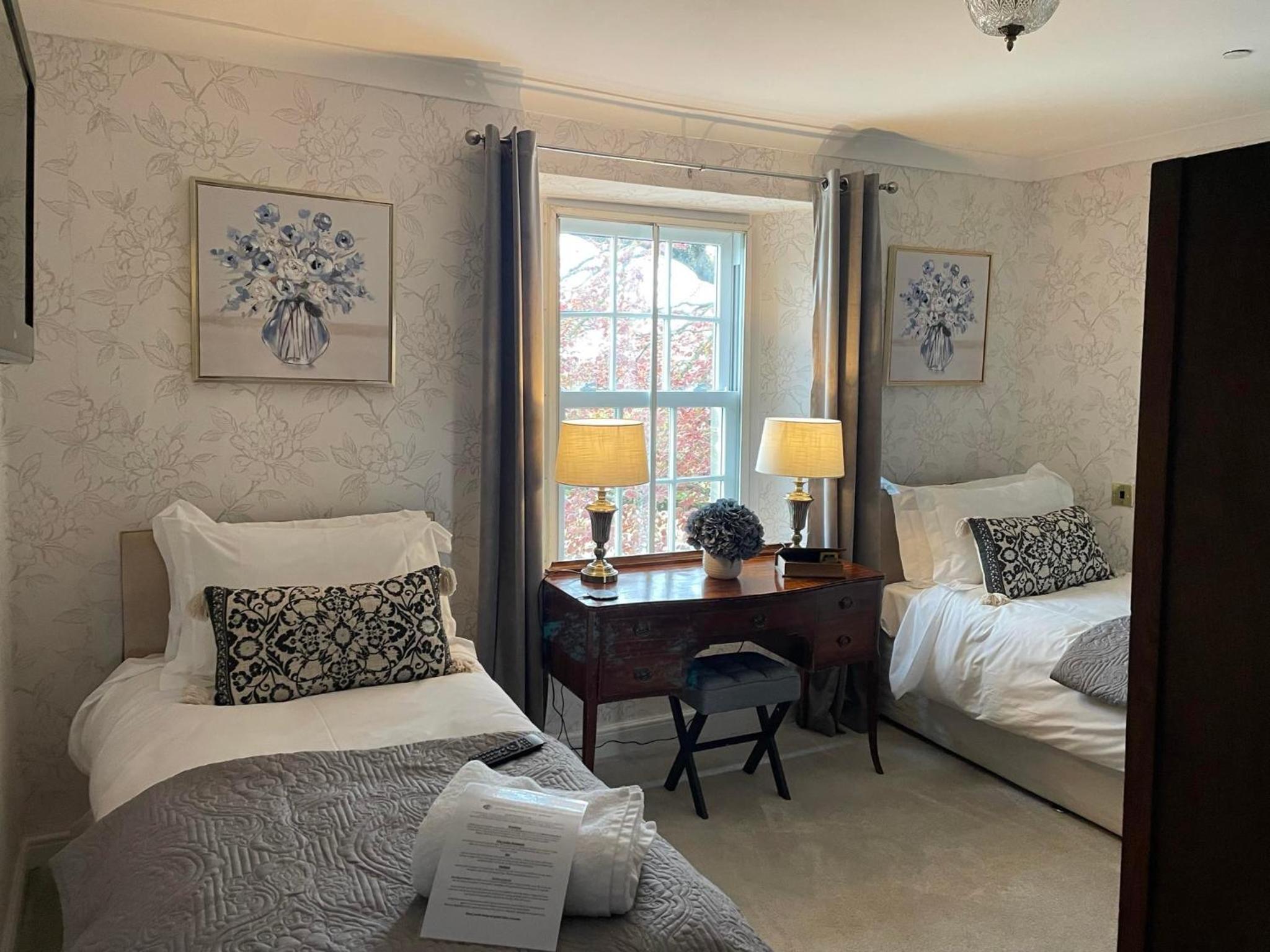 Deluxe Twin Room photo 1