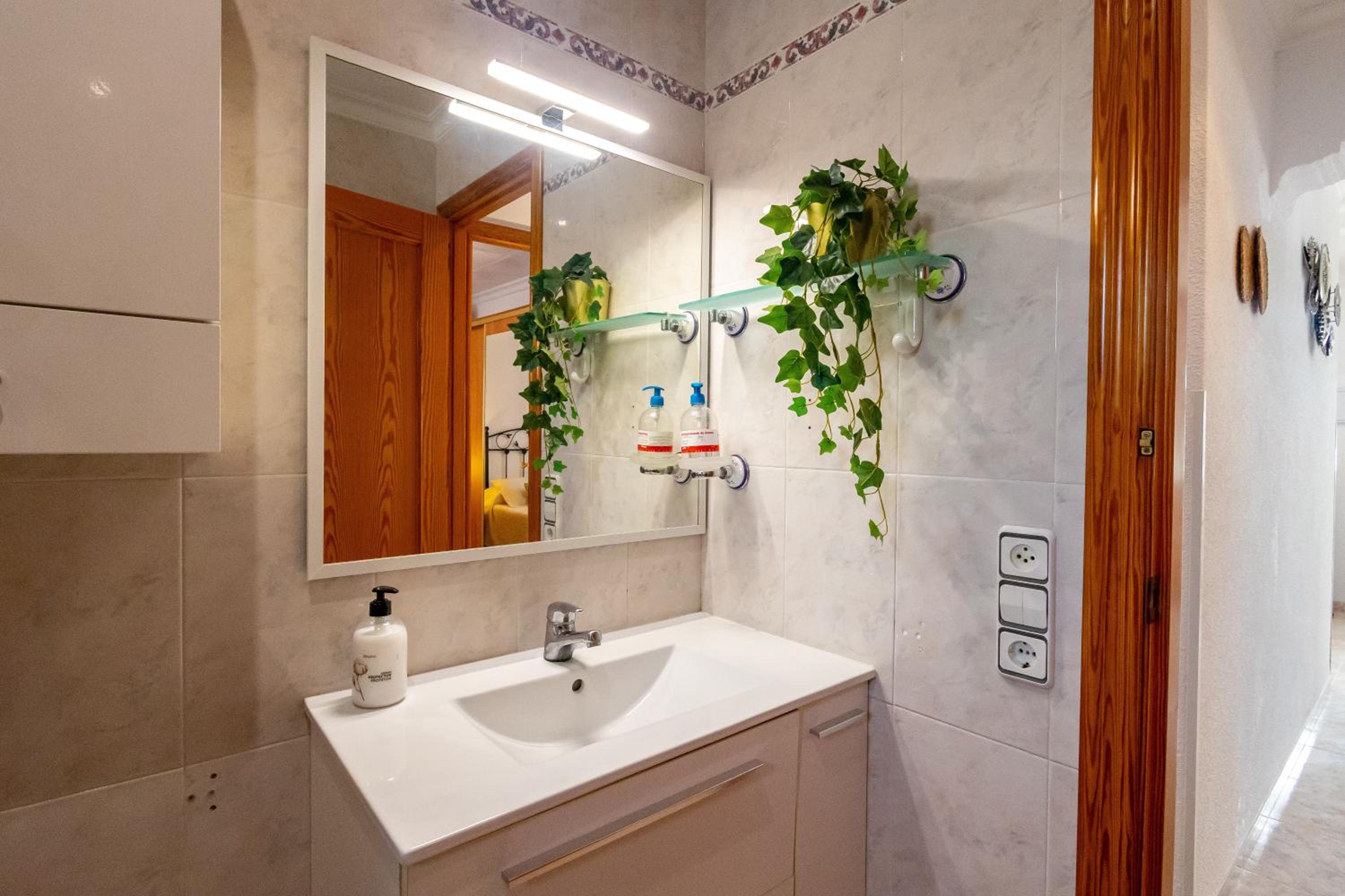 Two-Bedroom House photo 2