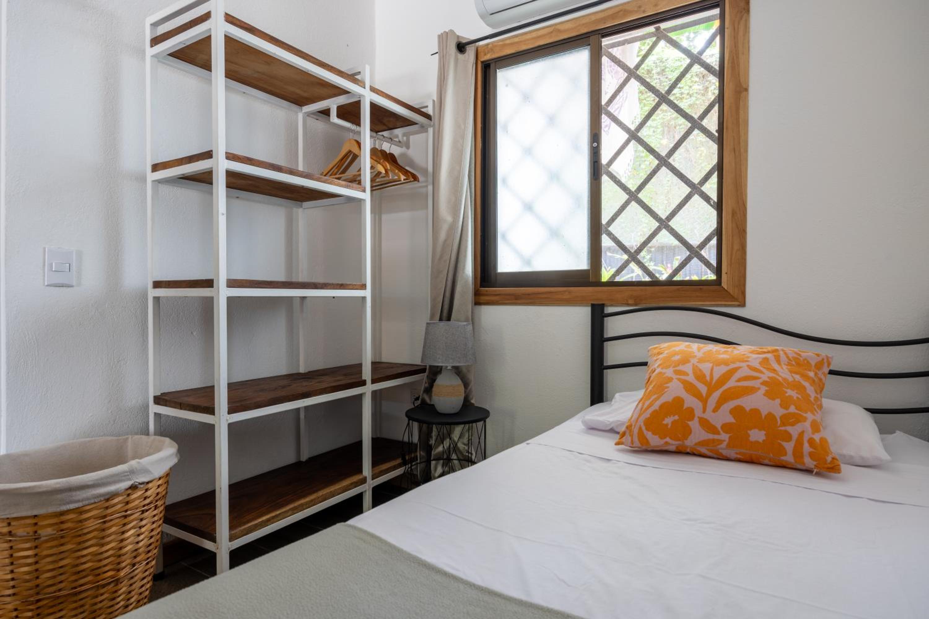 Triple Room with Private Bathroom photo 2