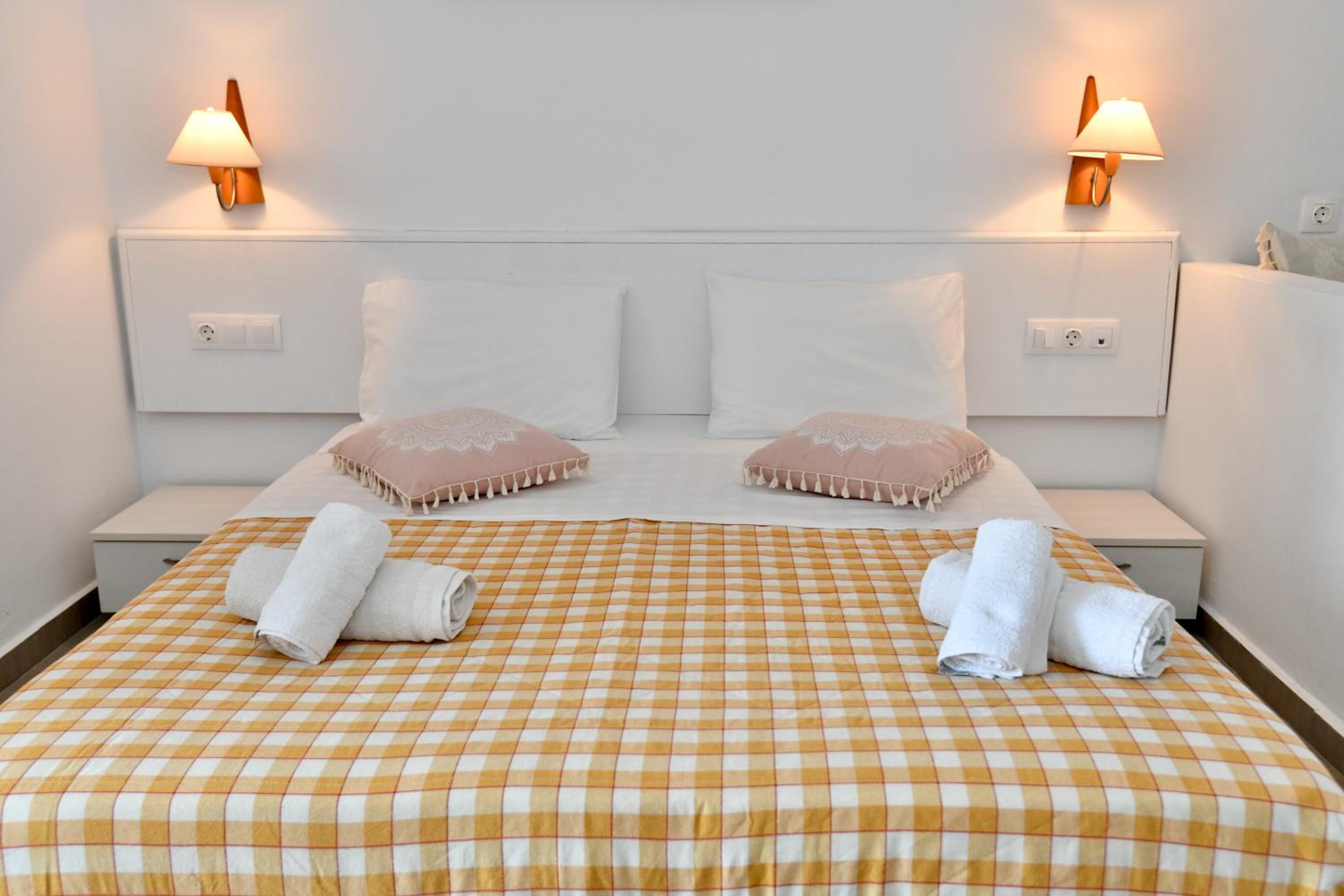 Quadruple Room with Garden View photo 1