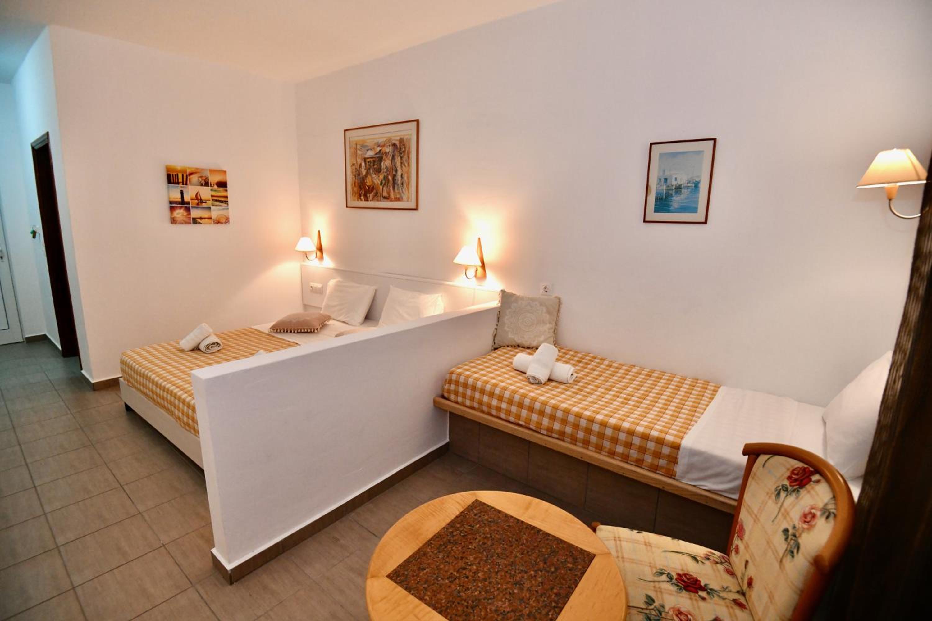 Quadruple Room with Garden View photo 3