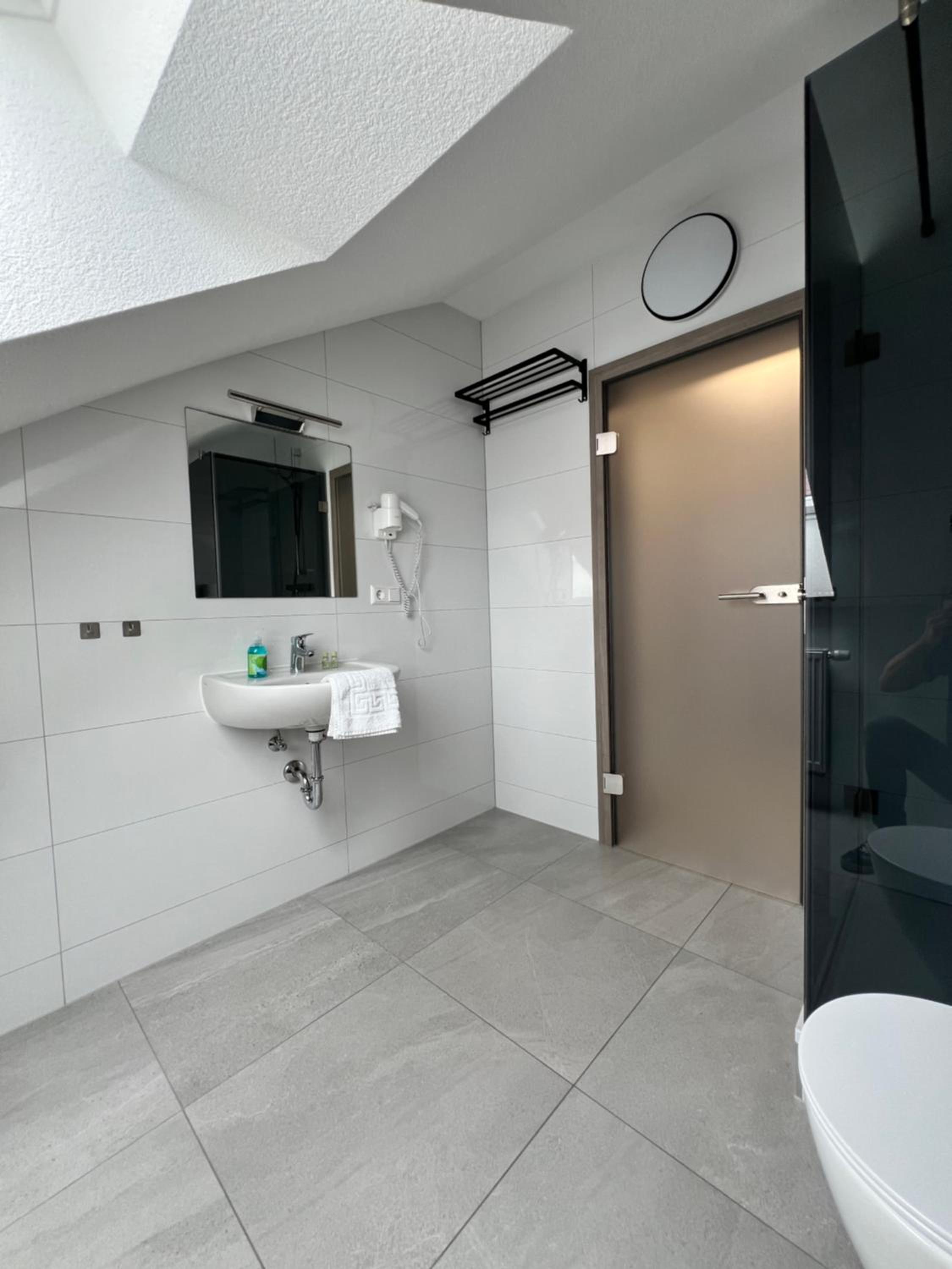 Double Room with Private Bathroom photo 3