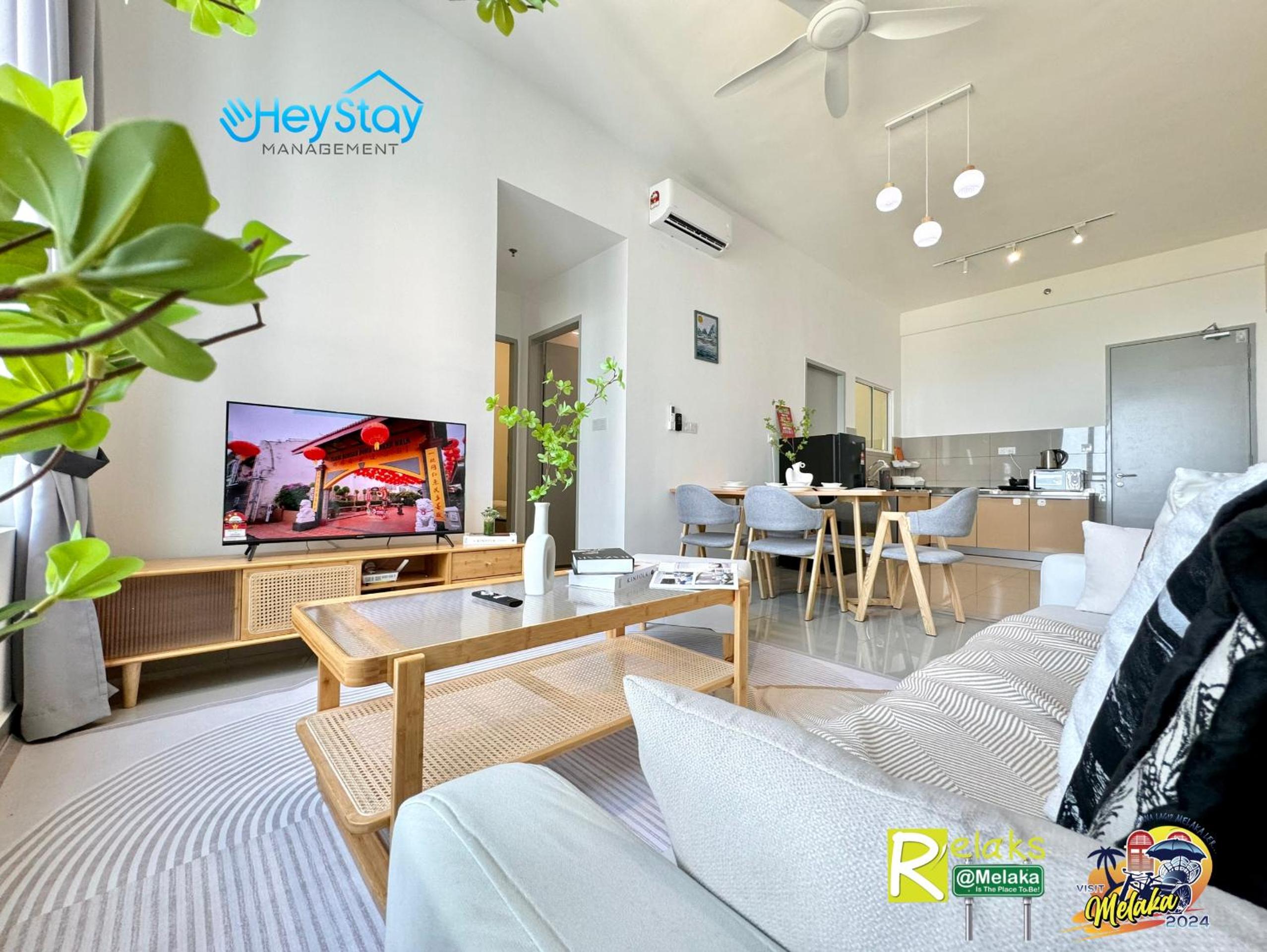 Apartment With Sea View photo 2