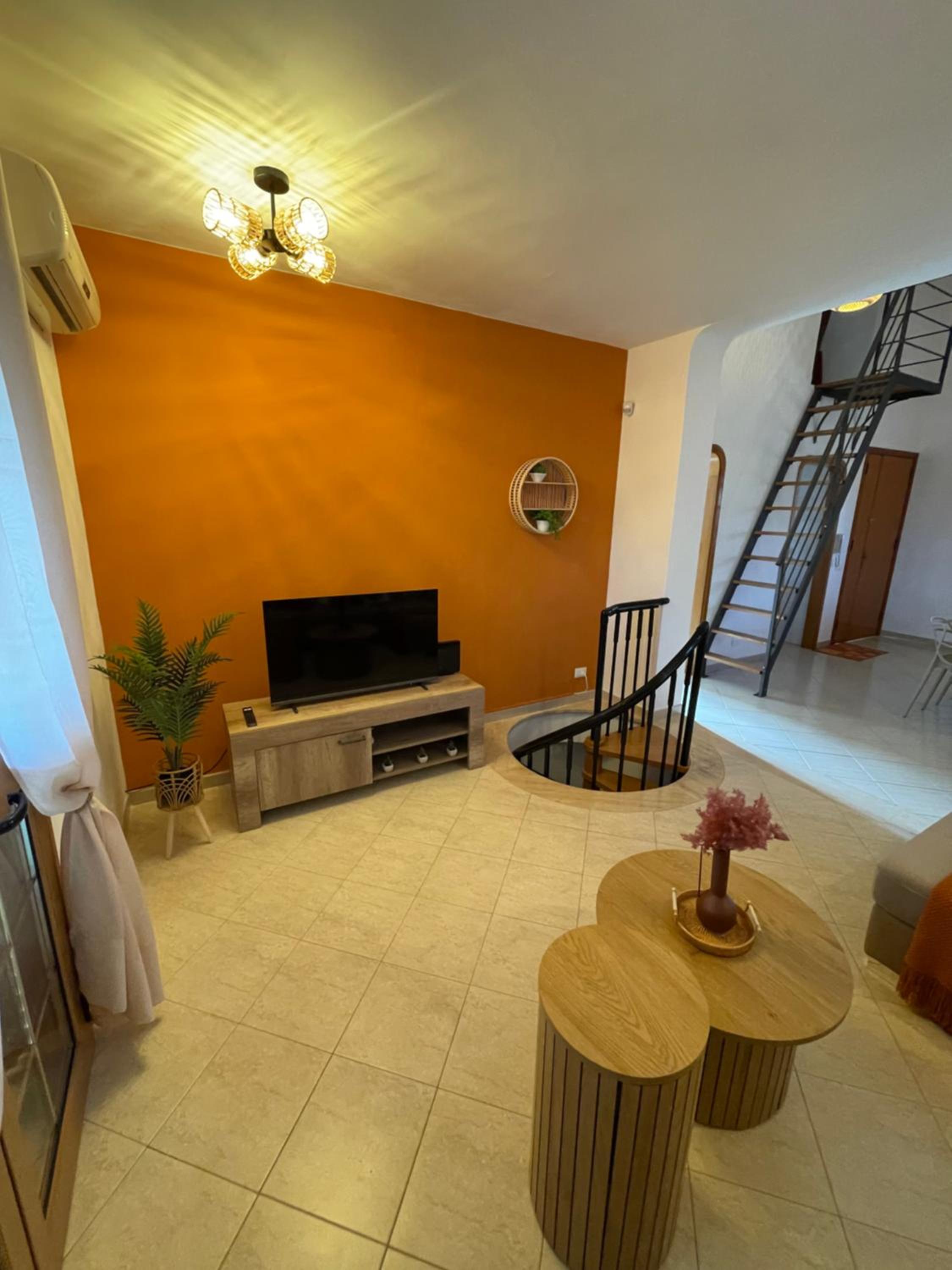 Villa photo 1