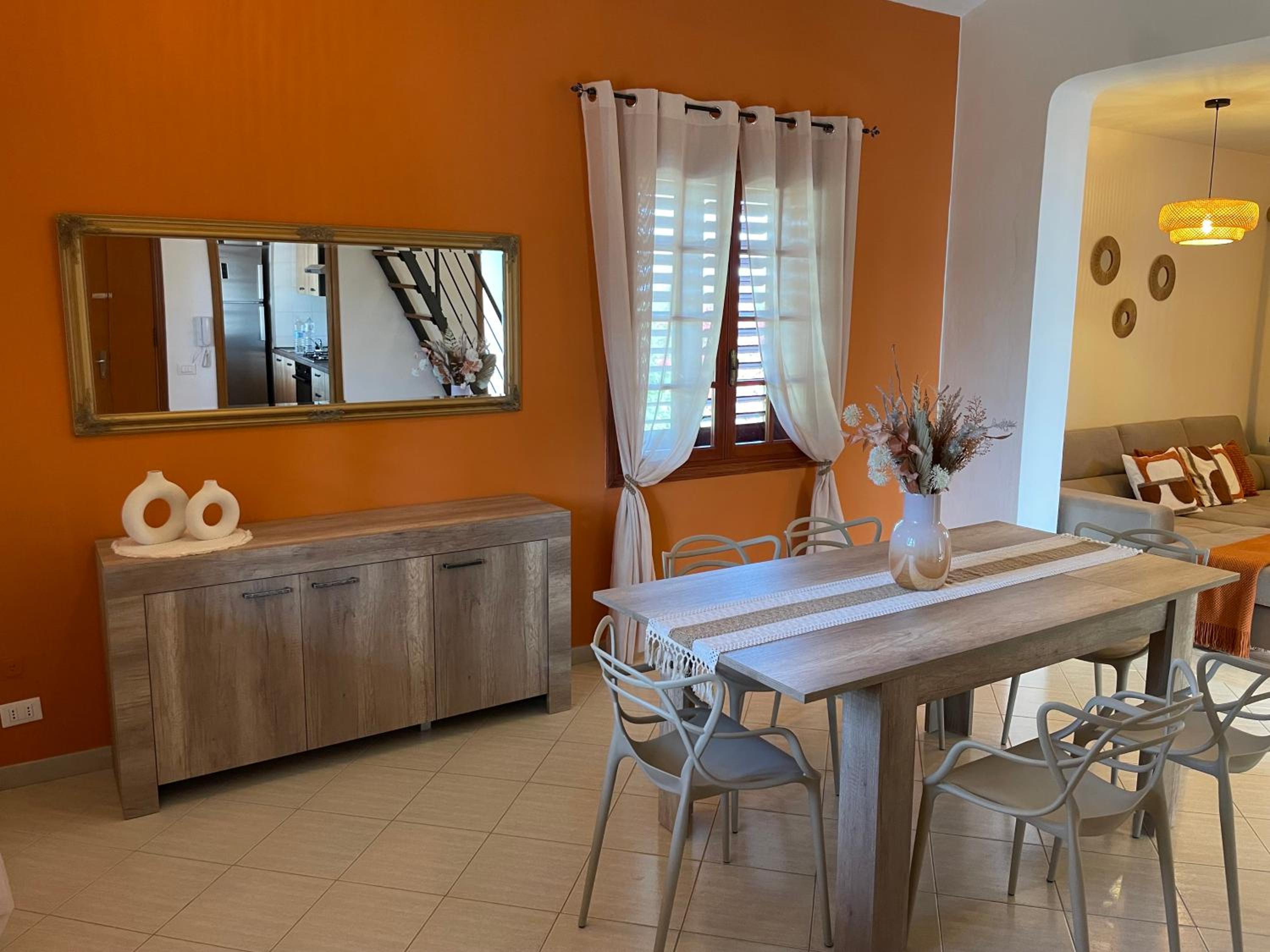 Villa photo 2