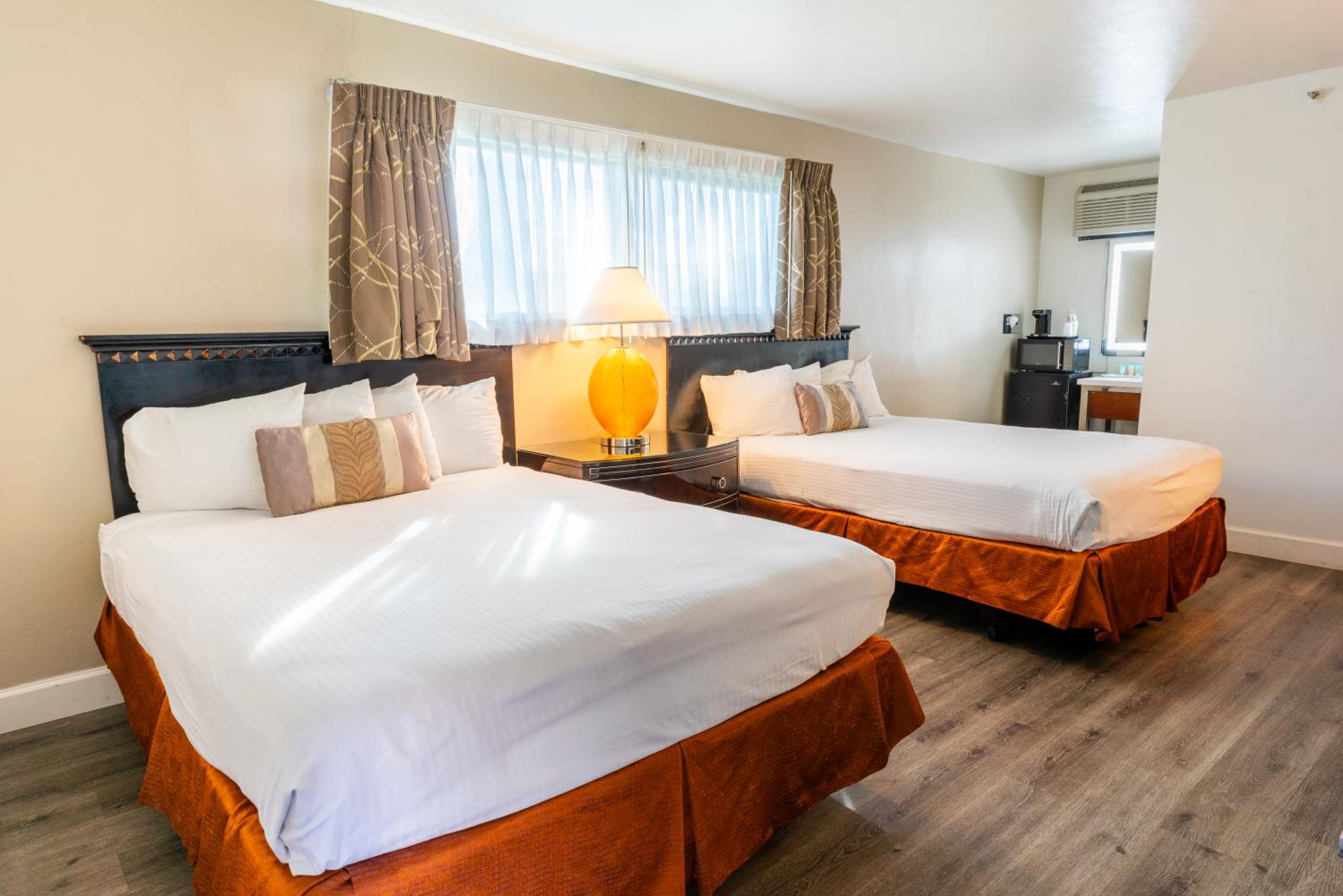 Queen Room with Two Queen Beds - Photo 1