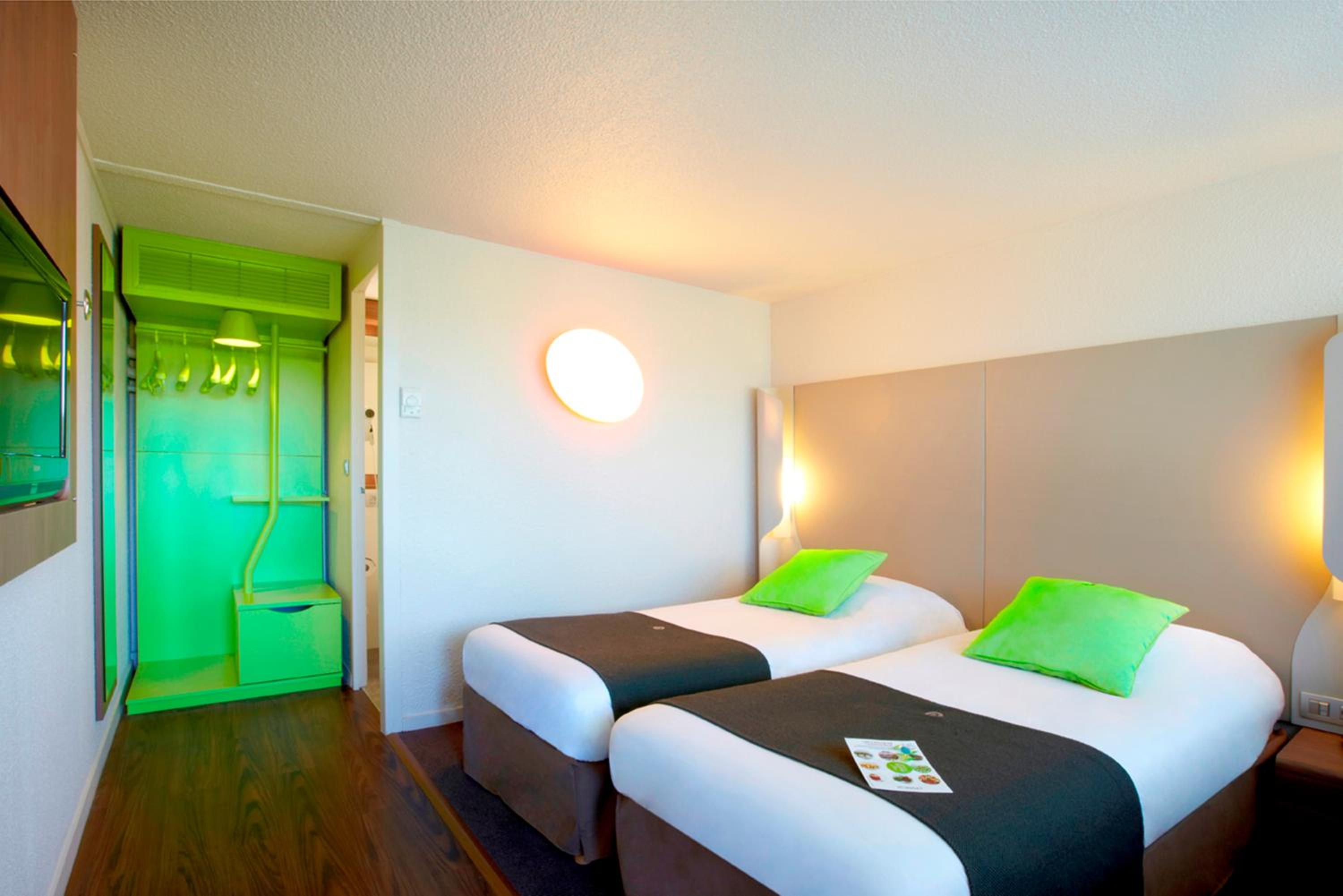 Standard Room - 2 Single Beds - Photo 1