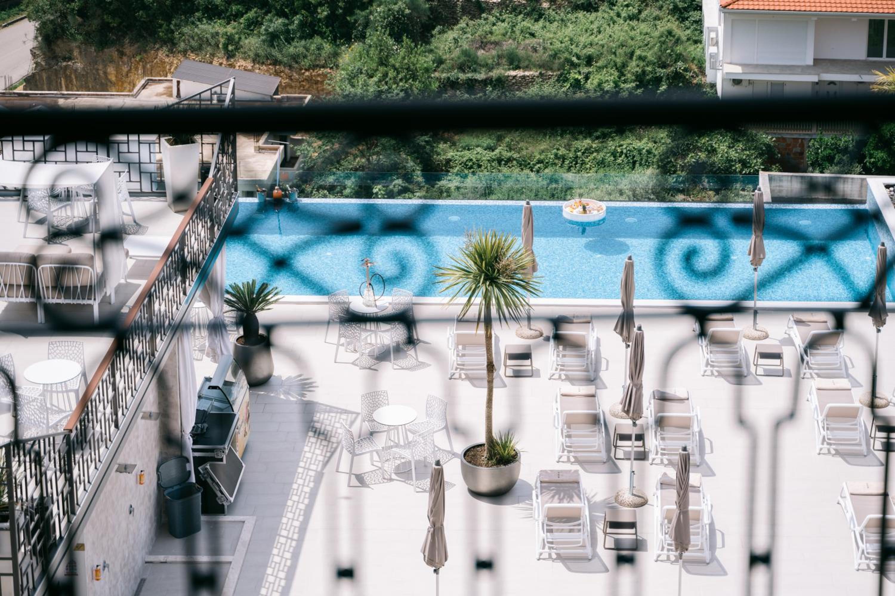 Deluxe Double Room with Balcony and Sea View