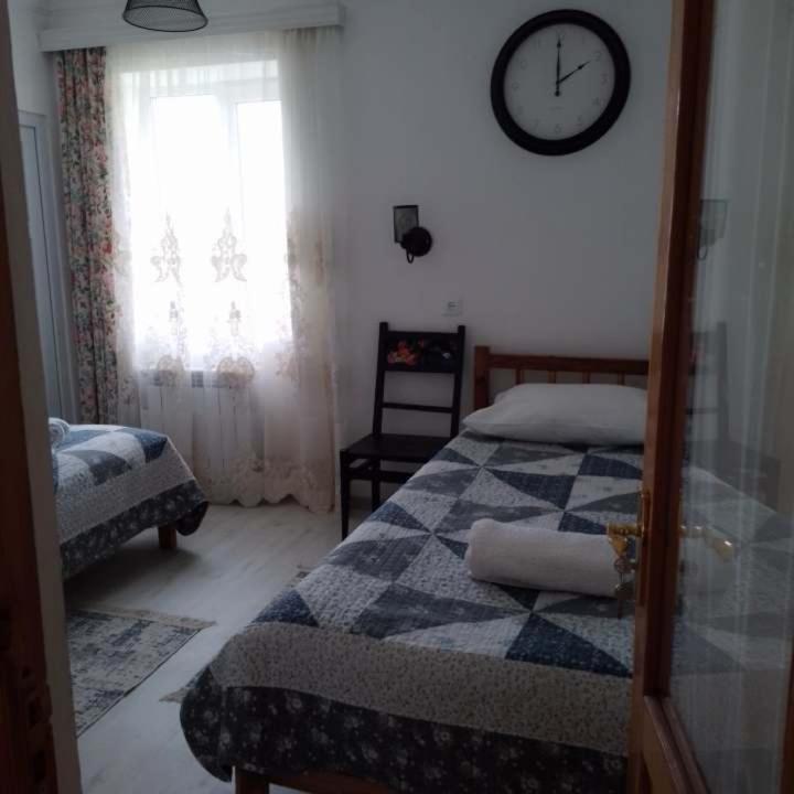 Double Room with Private Bathroom photo 1