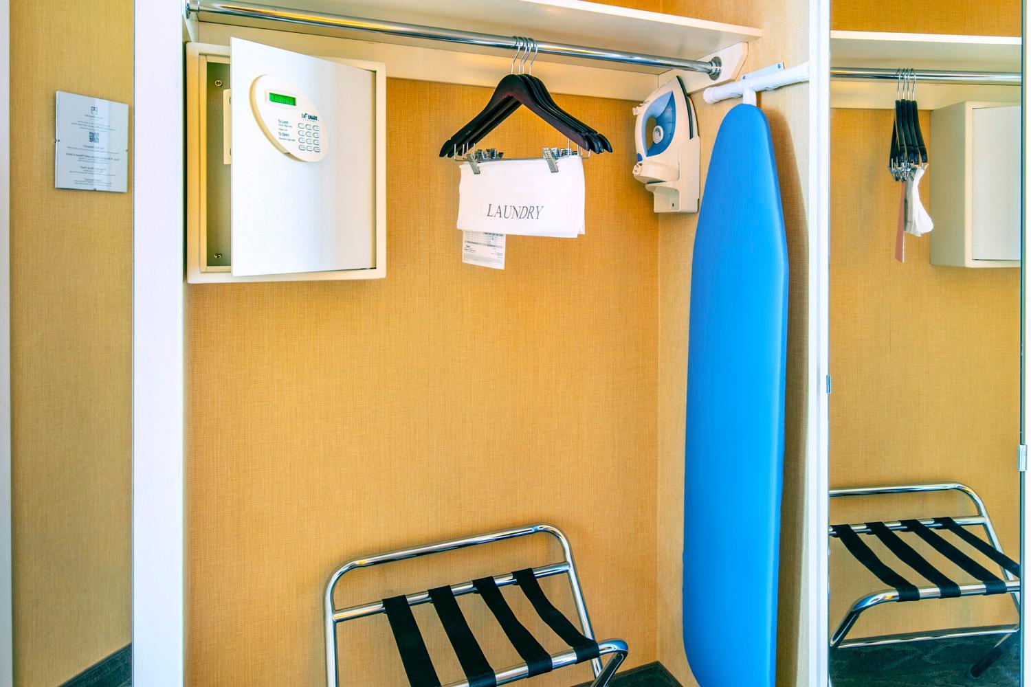 Executive Room - Photo 3