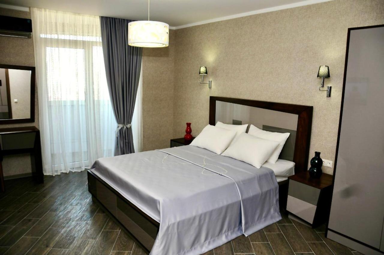 Deluxe Family Room photo 1