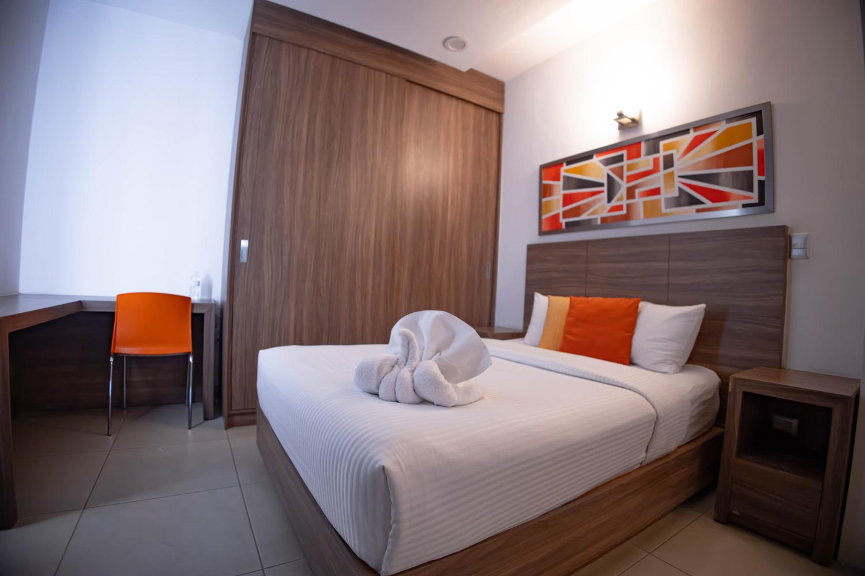 Double Room - Photo 14