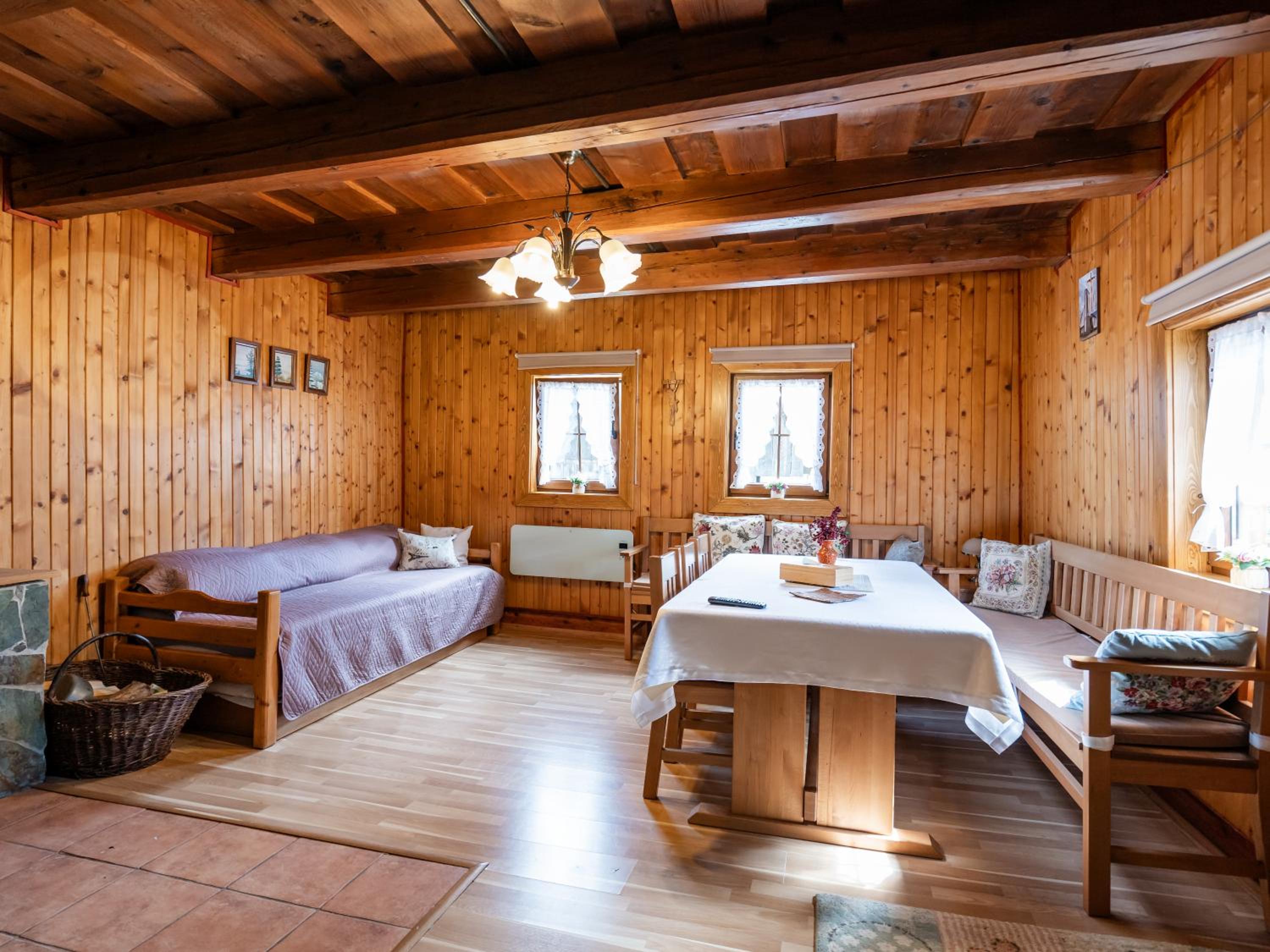 One-Bedroom House - Photo 14