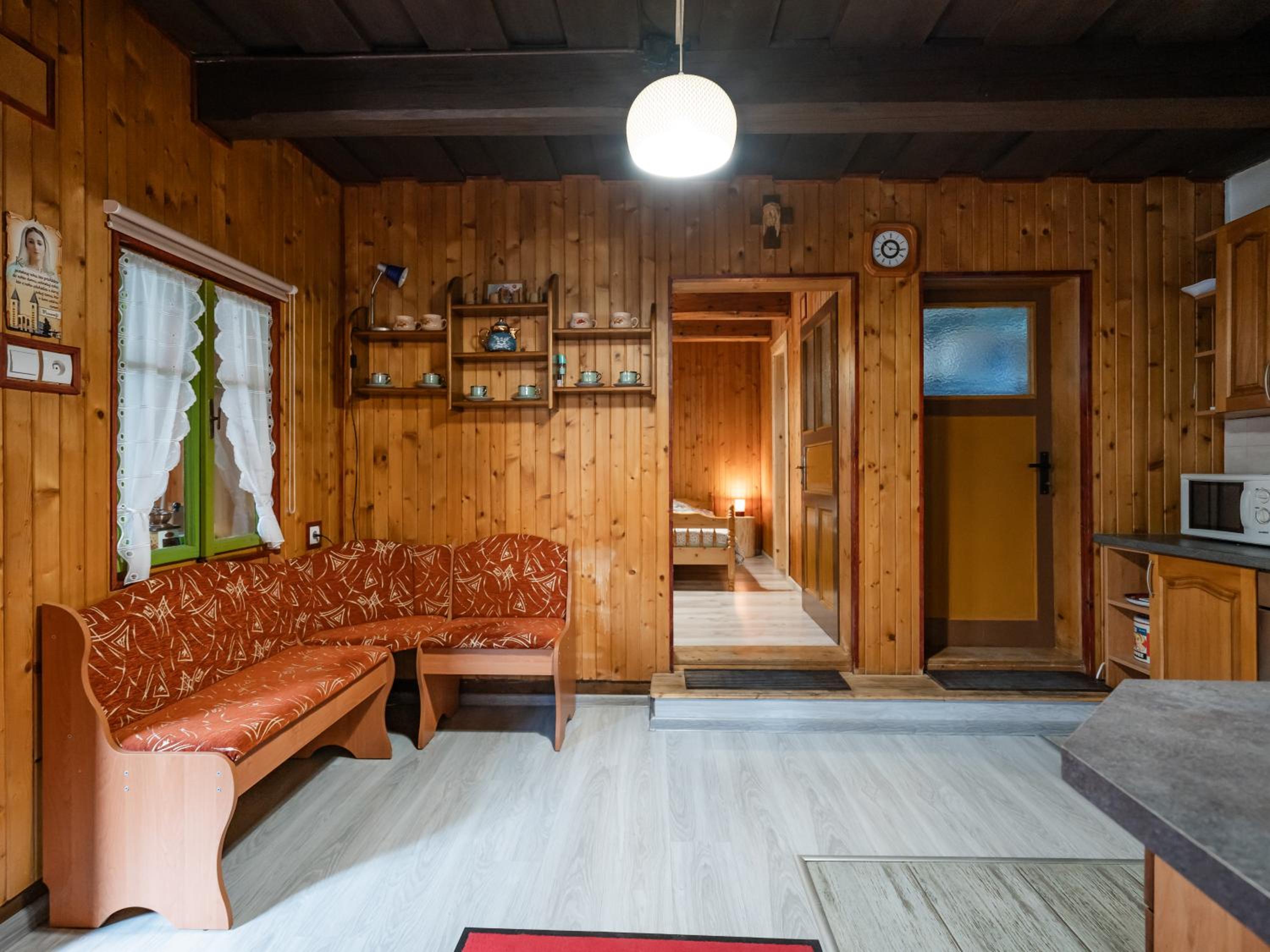 One-Bedroom House - Photo 22