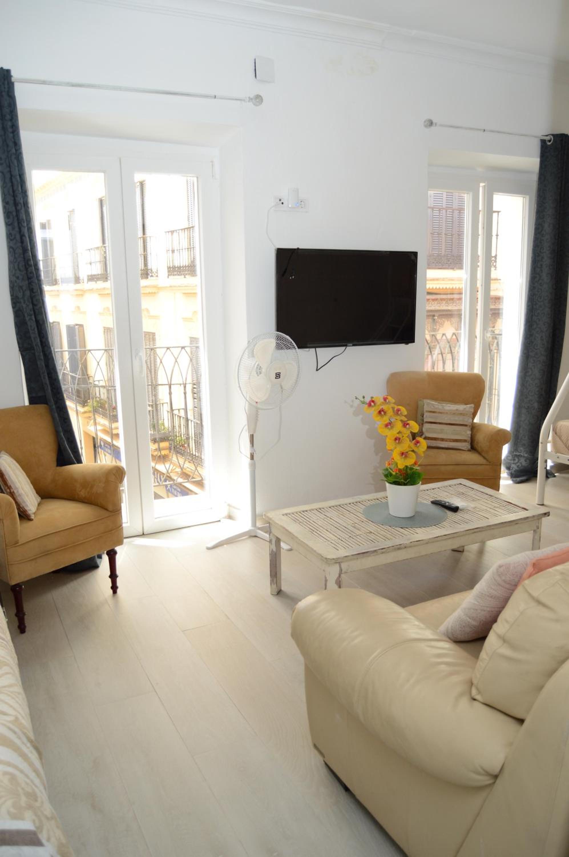 Apartamento con Balcón