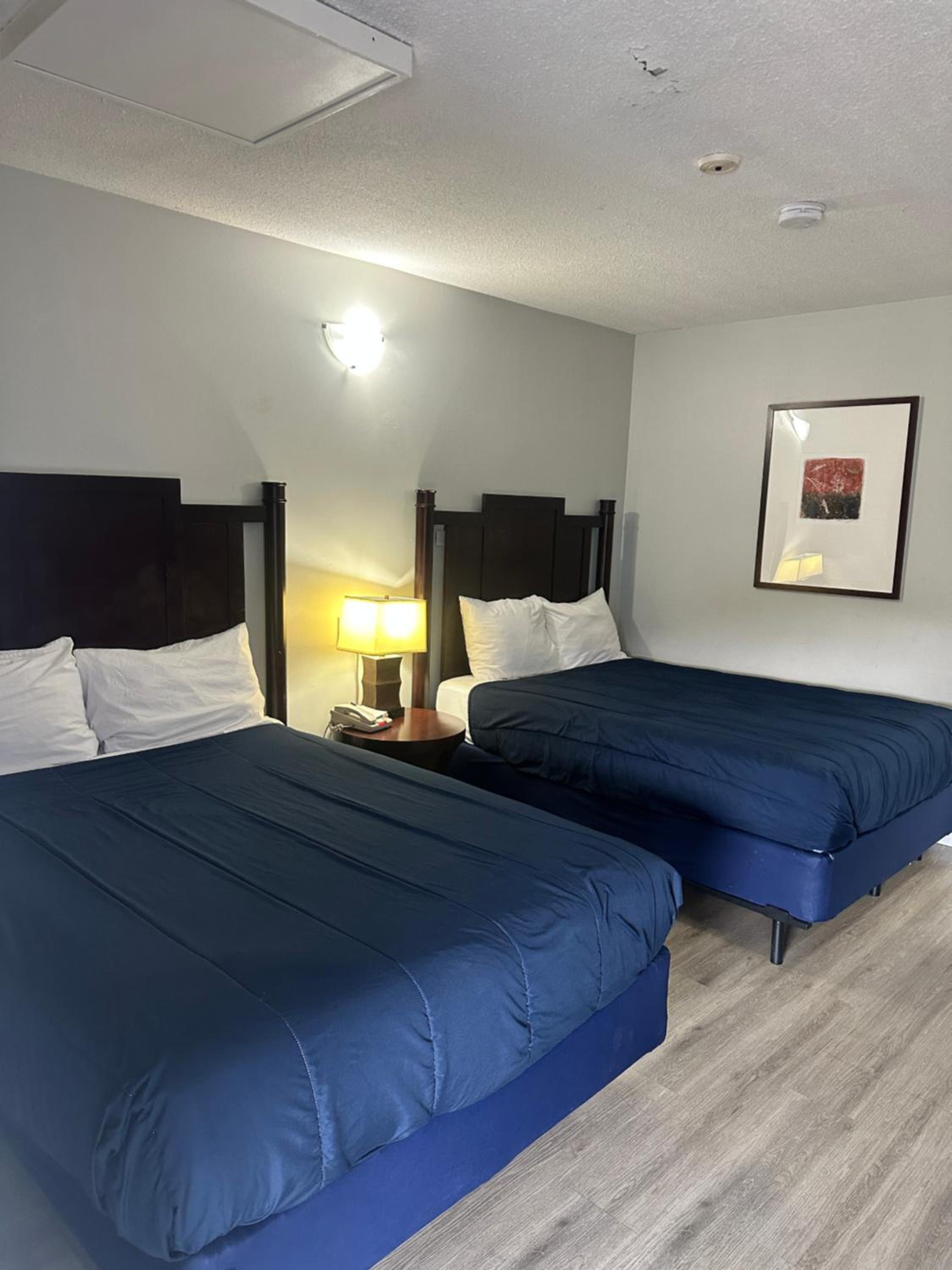 Double Room With Two Double Beds - Non-Smoking photo 1