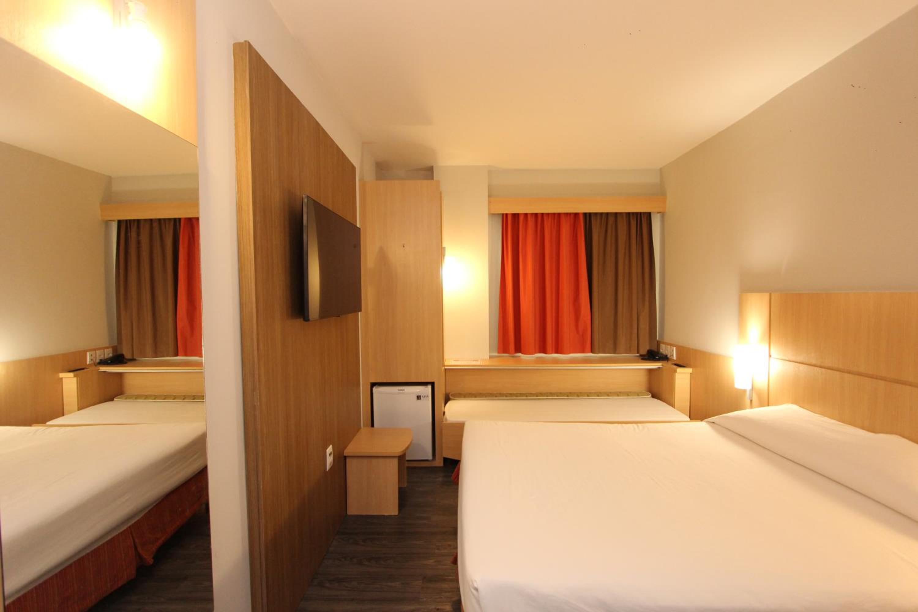 Standard Double Room with Child Bed photo 1