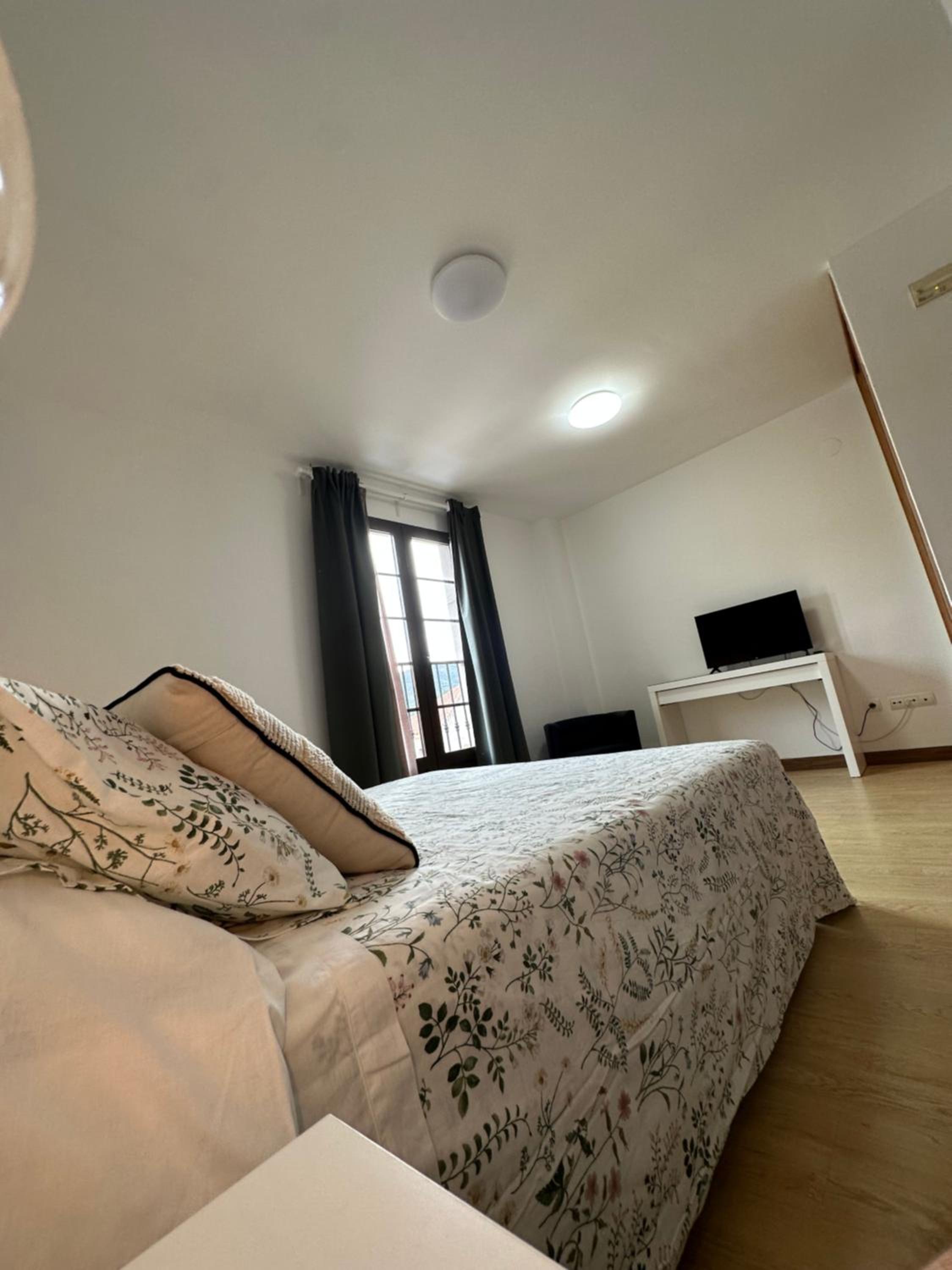 Double Room with Private Bathroom photo 2