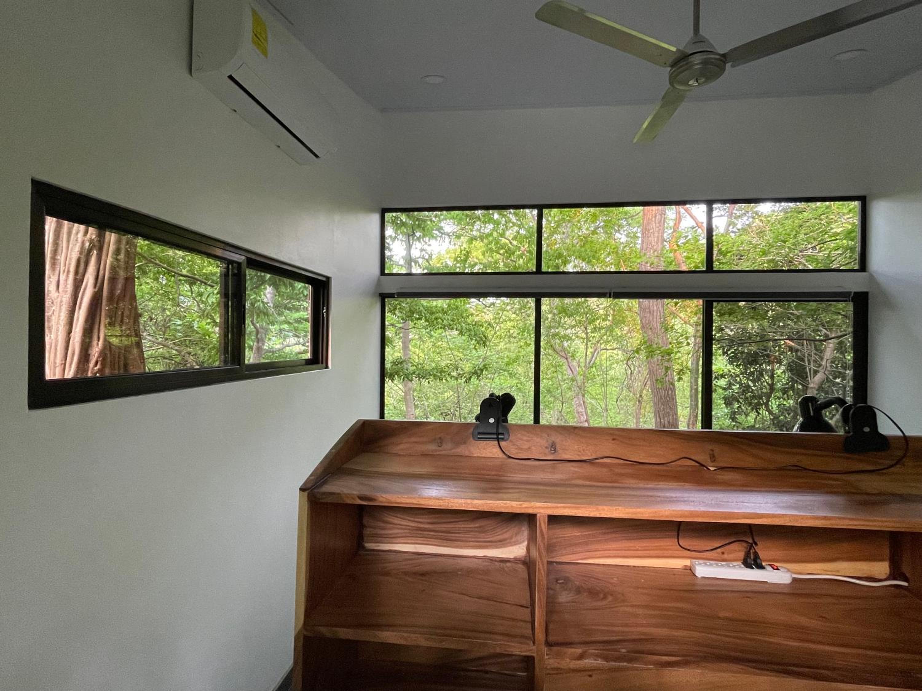 One-Bedroom House photo 3