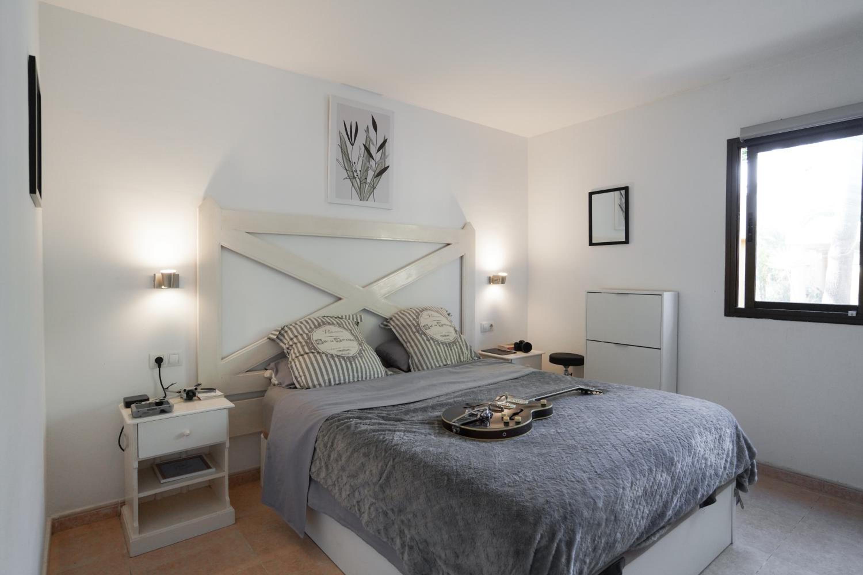 Apartamento de una habitación con balcón