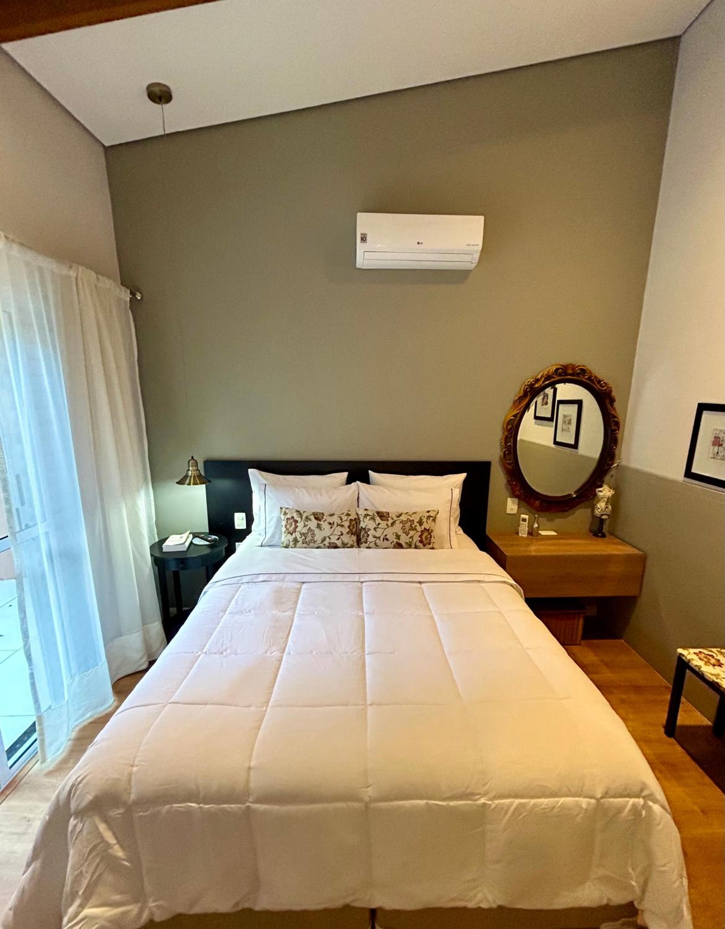 Queen Suite