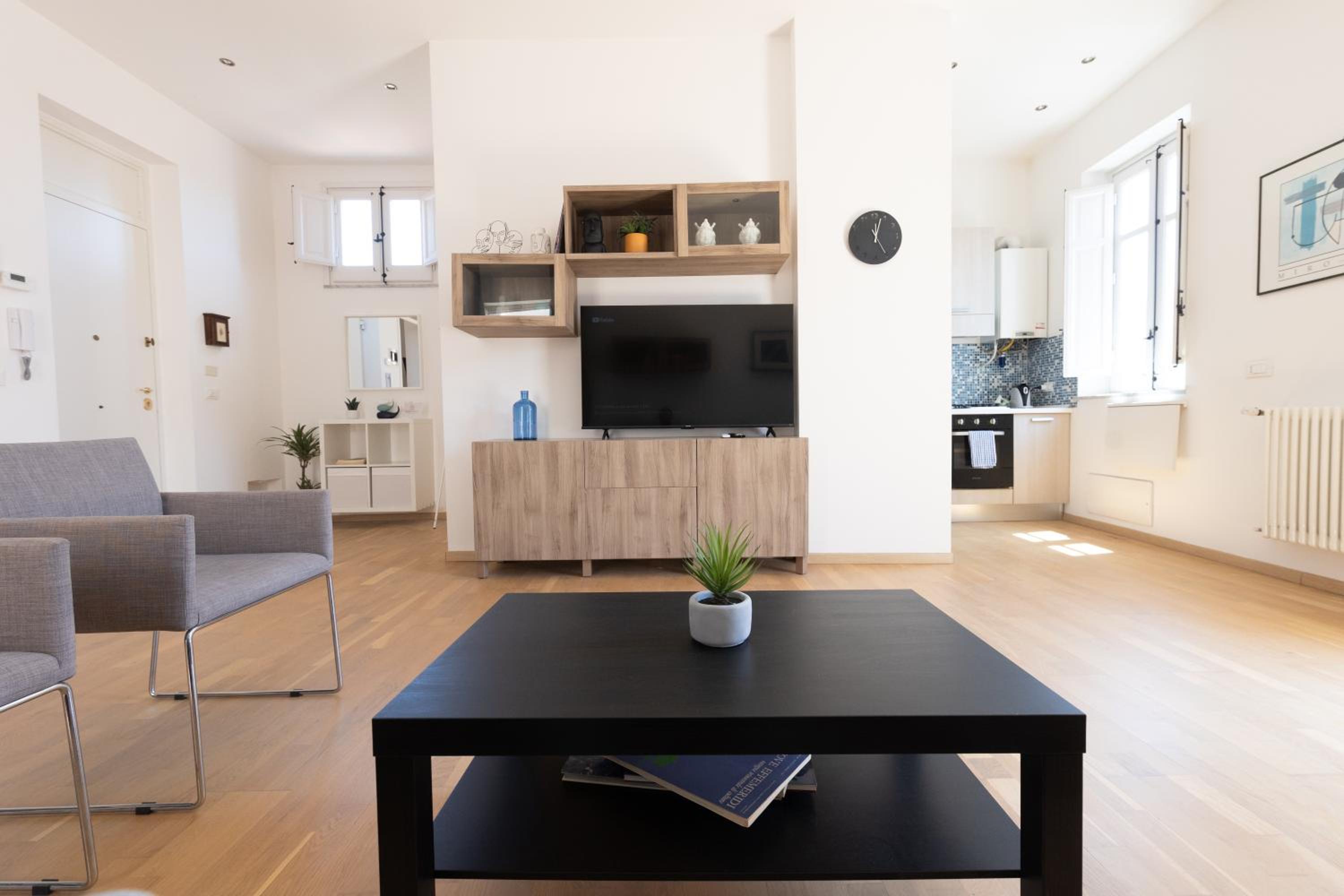 One-Bedroom Apartment