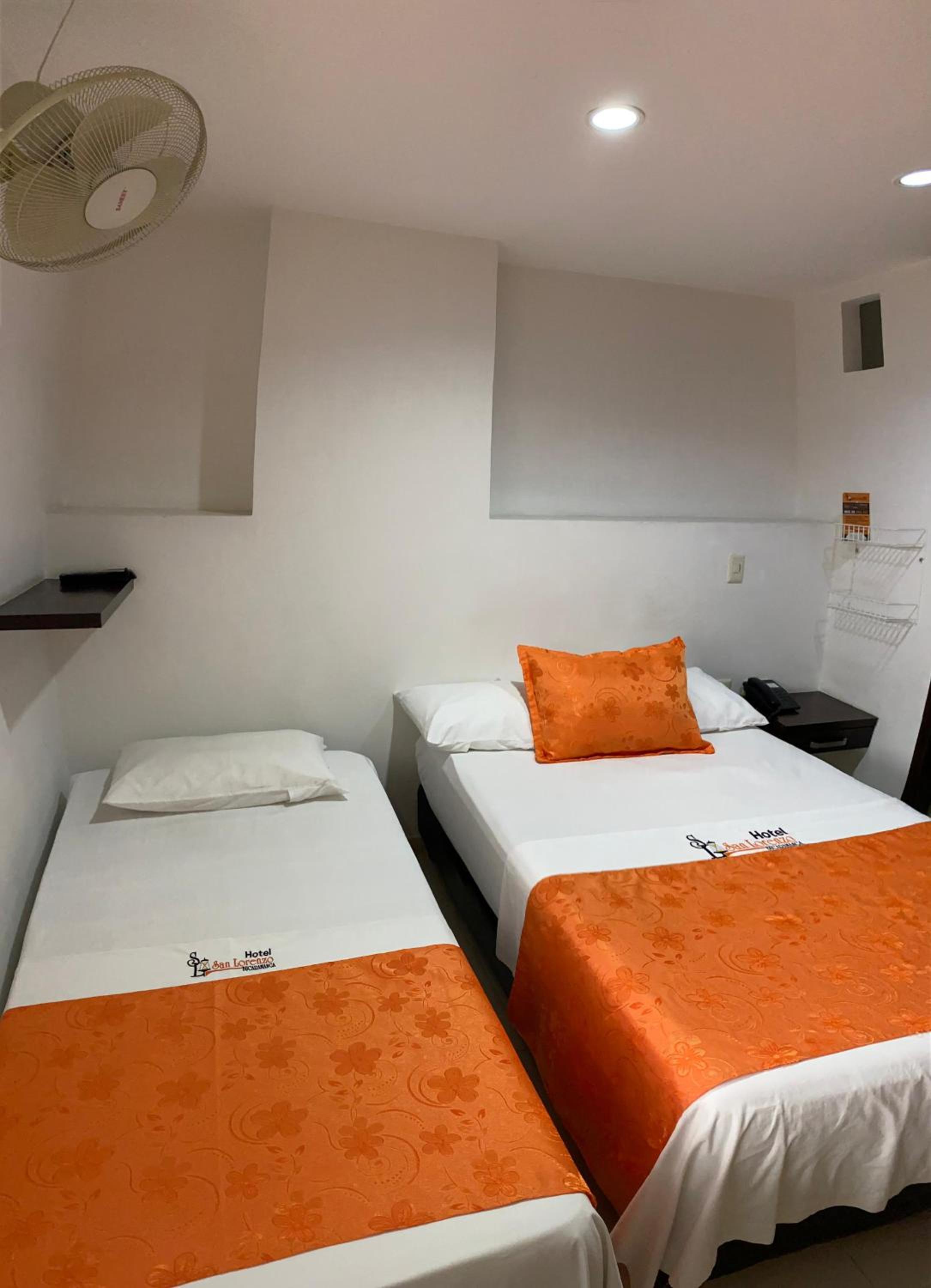 Standard Triple Room photo 2