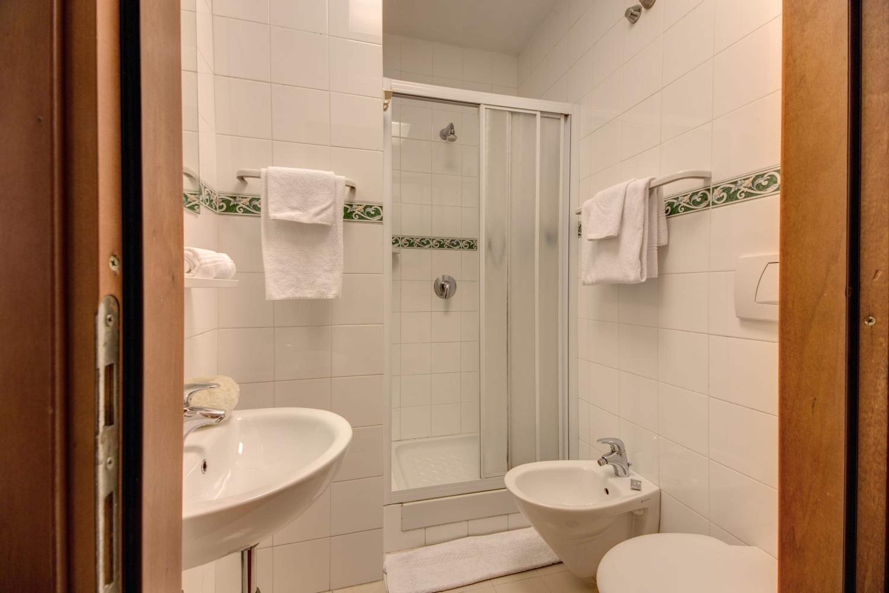Superior Double Or Twin Room photo 2