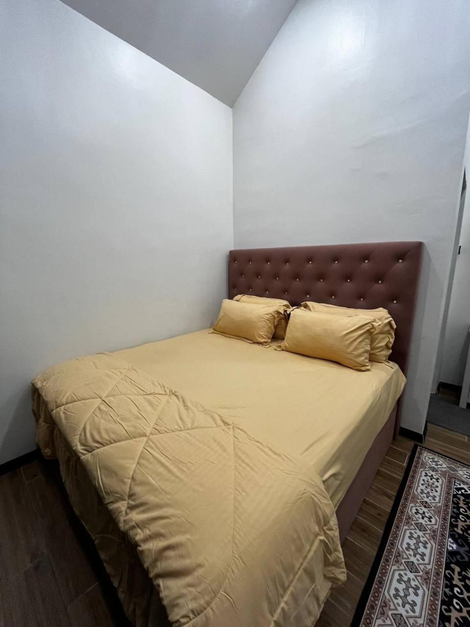 Deluxe King Studio photo 3