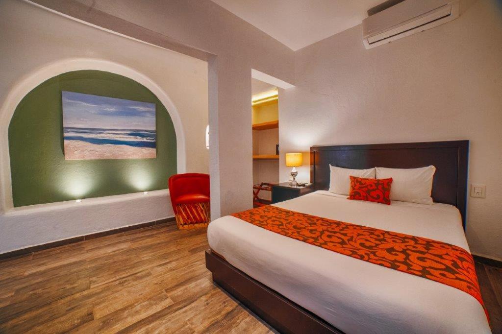 Suite - Photo 3