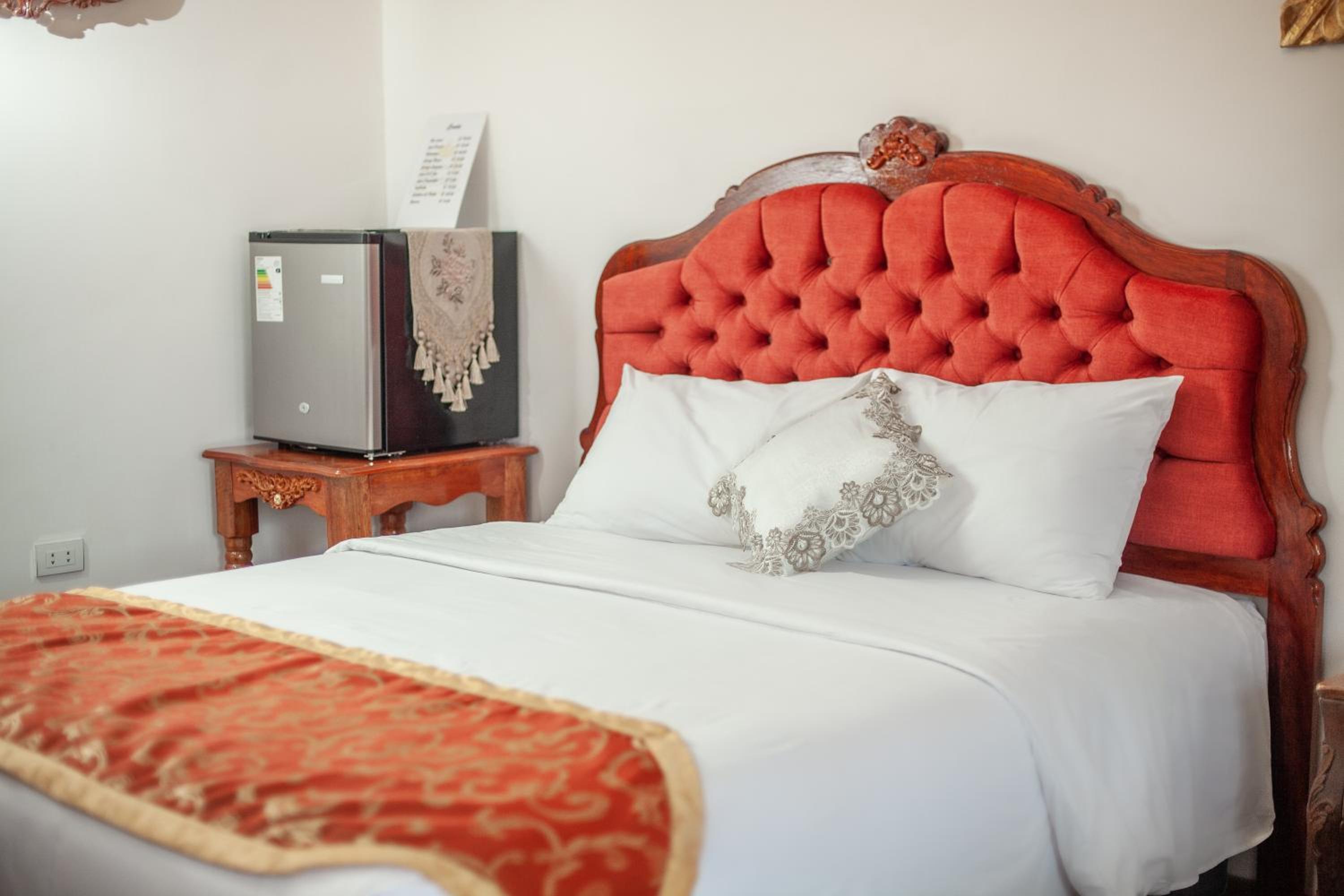 Standard Queen Room photo 1