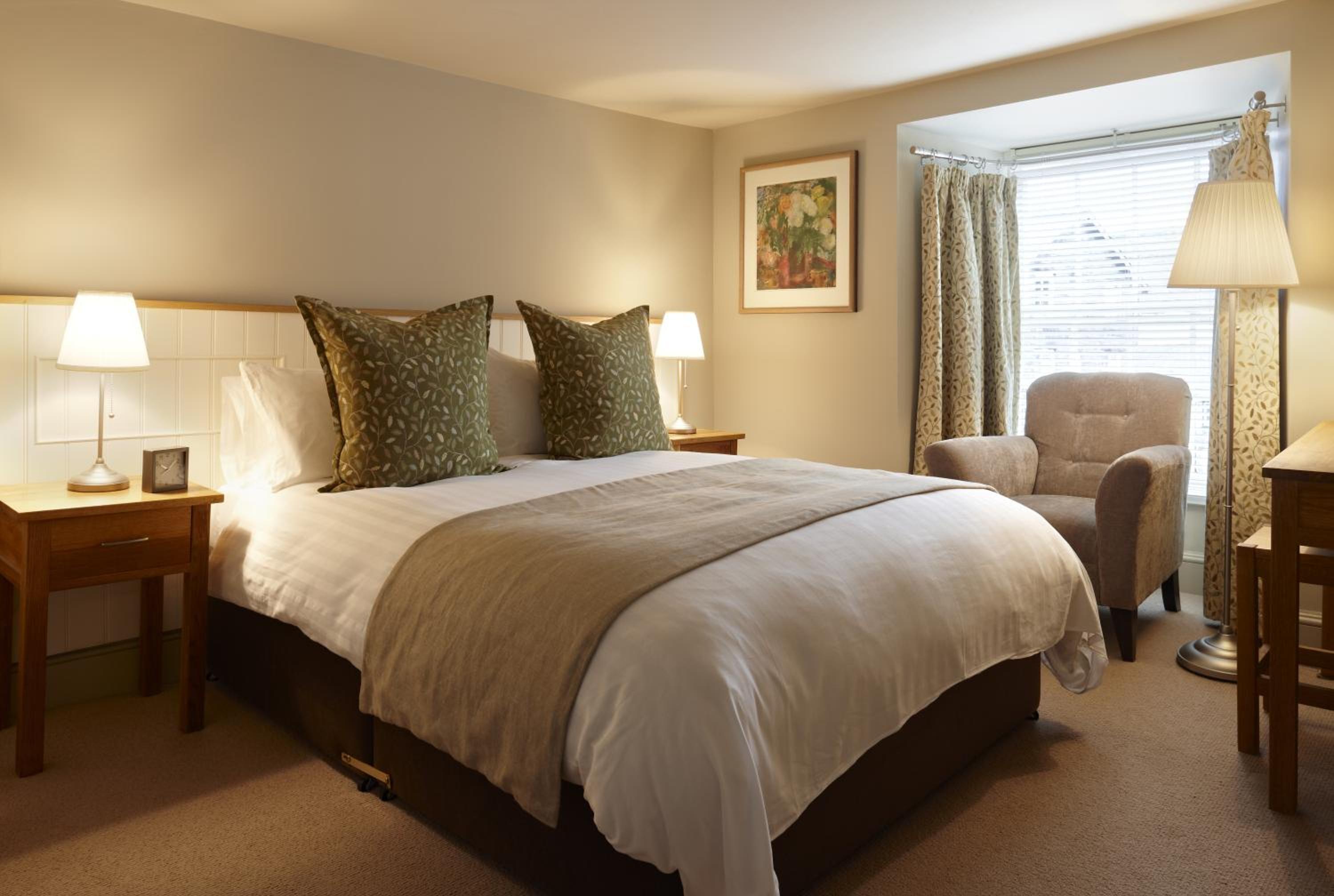 Standard King Room photo 1