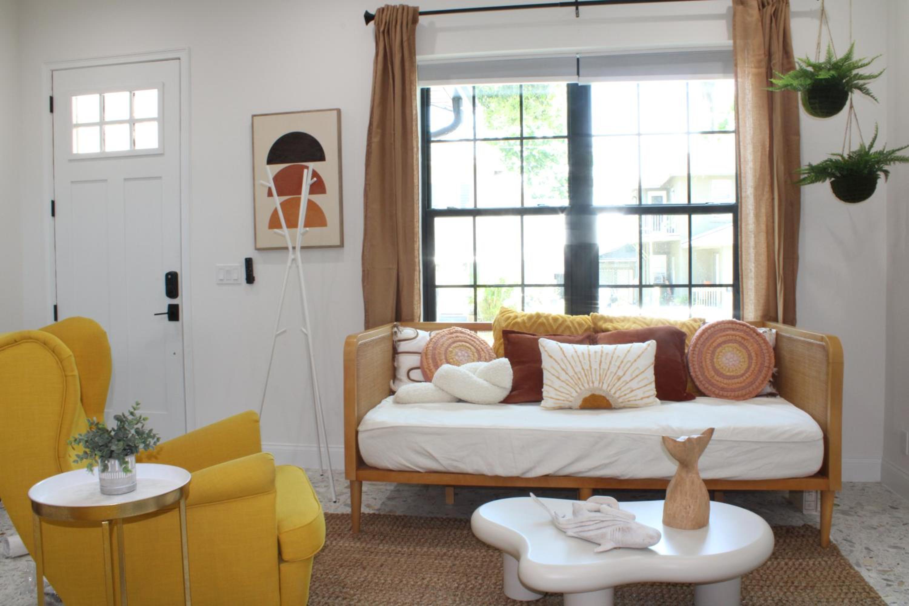 Three-Bedroom House photo 1