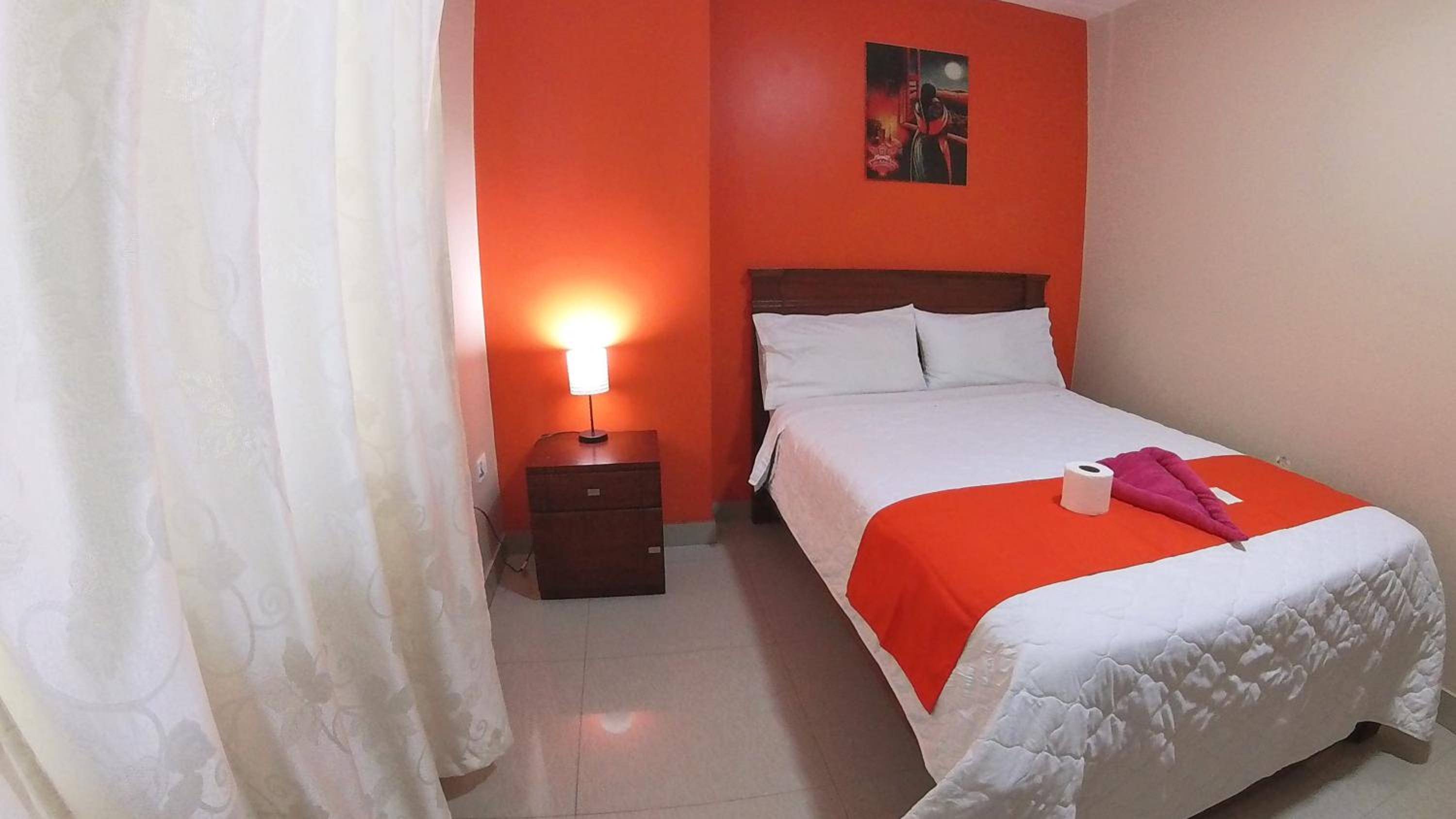 Single Room with Bathroom photo 3