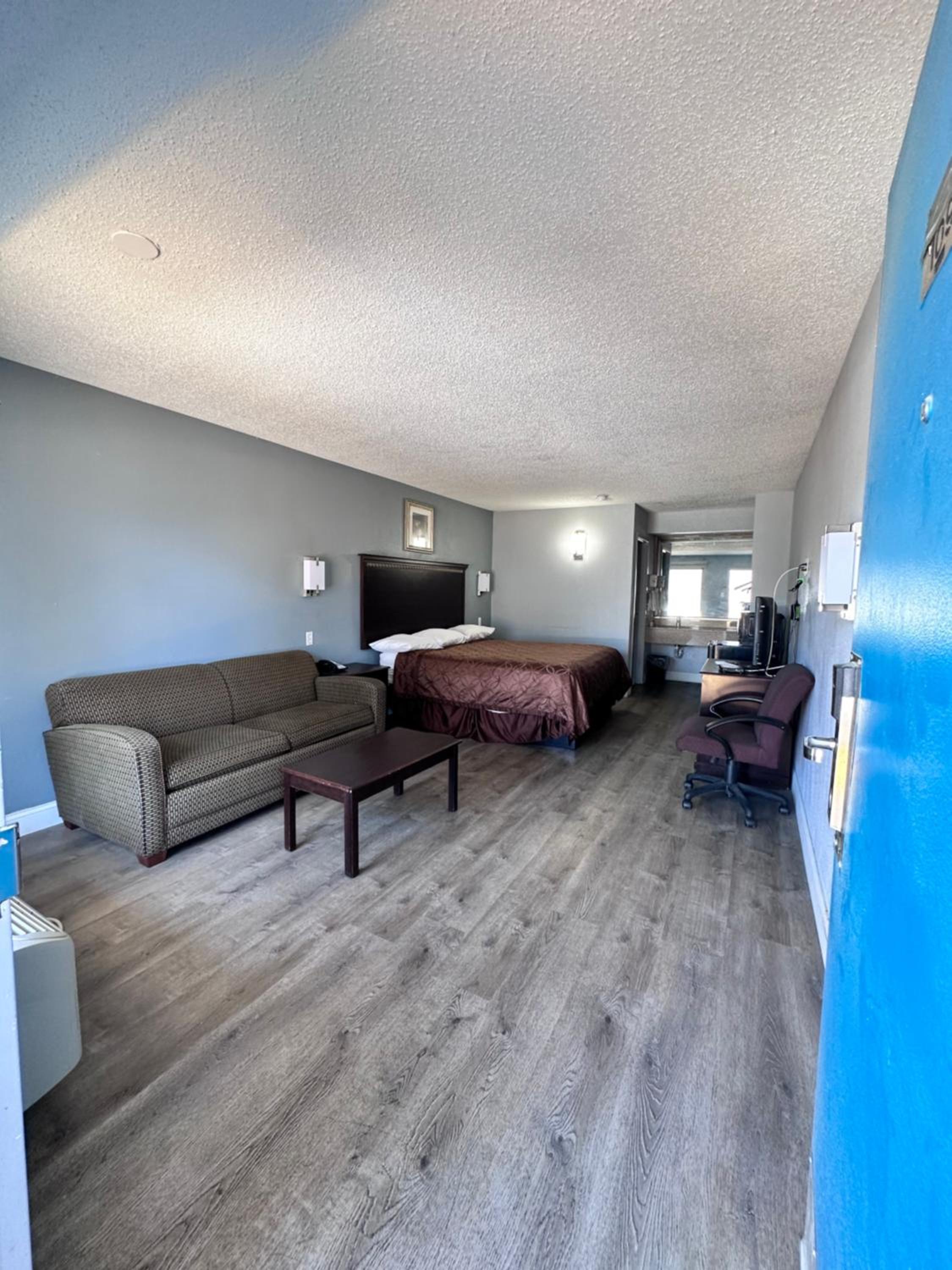 King Room- Non-Smoking - Photo 1
