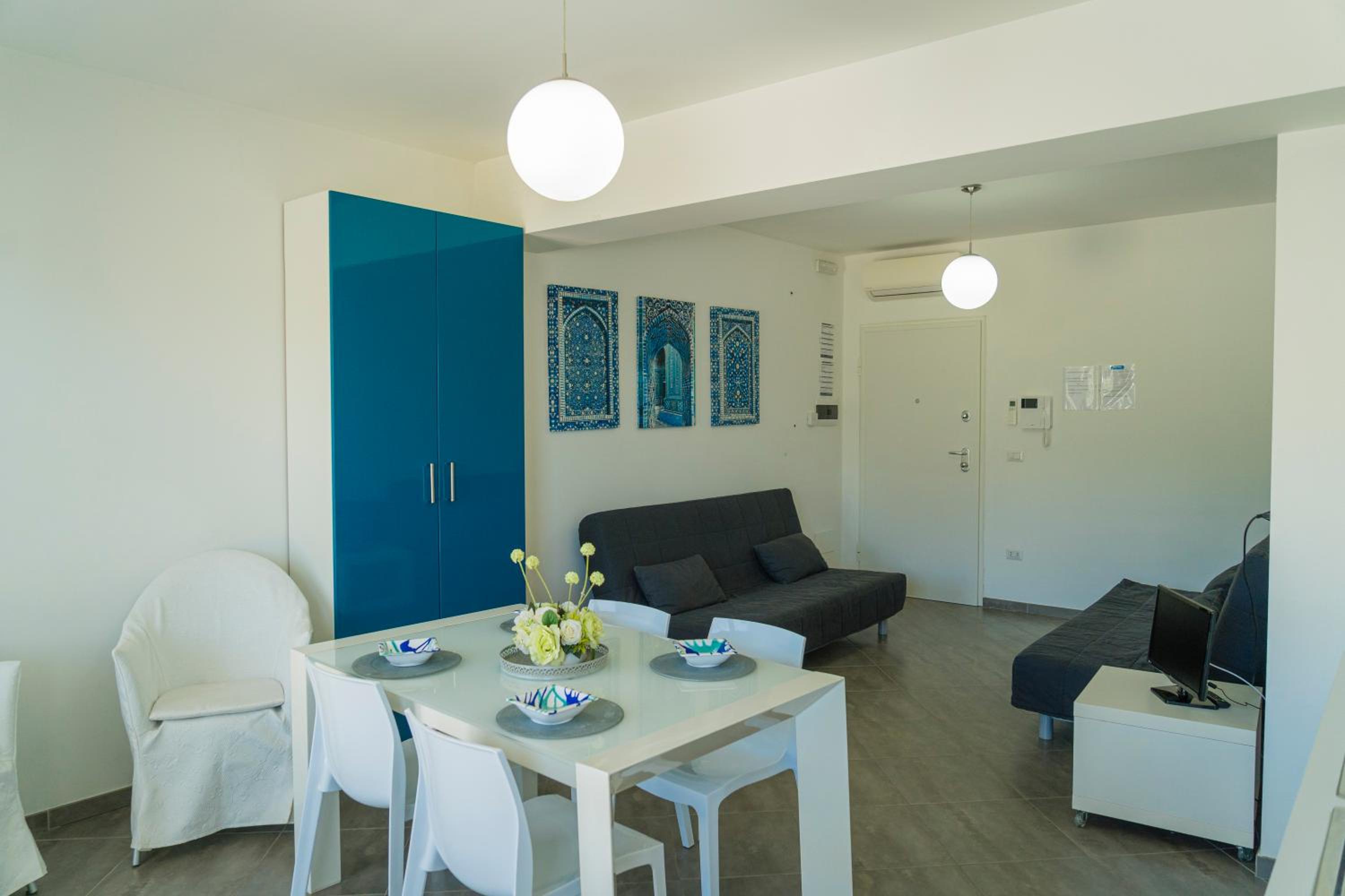 Apartment with Terrace photo 1
