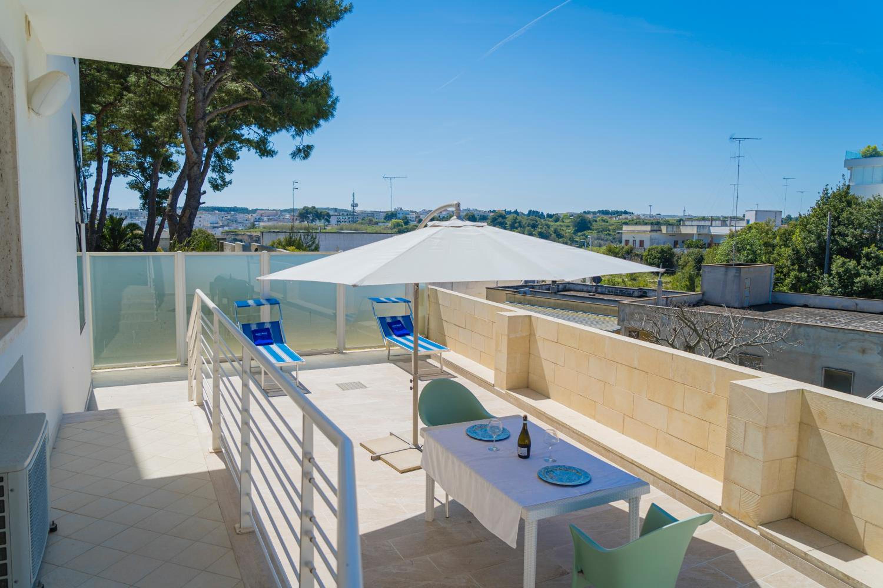 Apartment with Terrace photo 3
