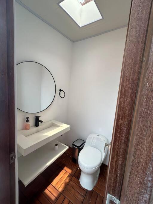 Four-Bedroom House photo 3
