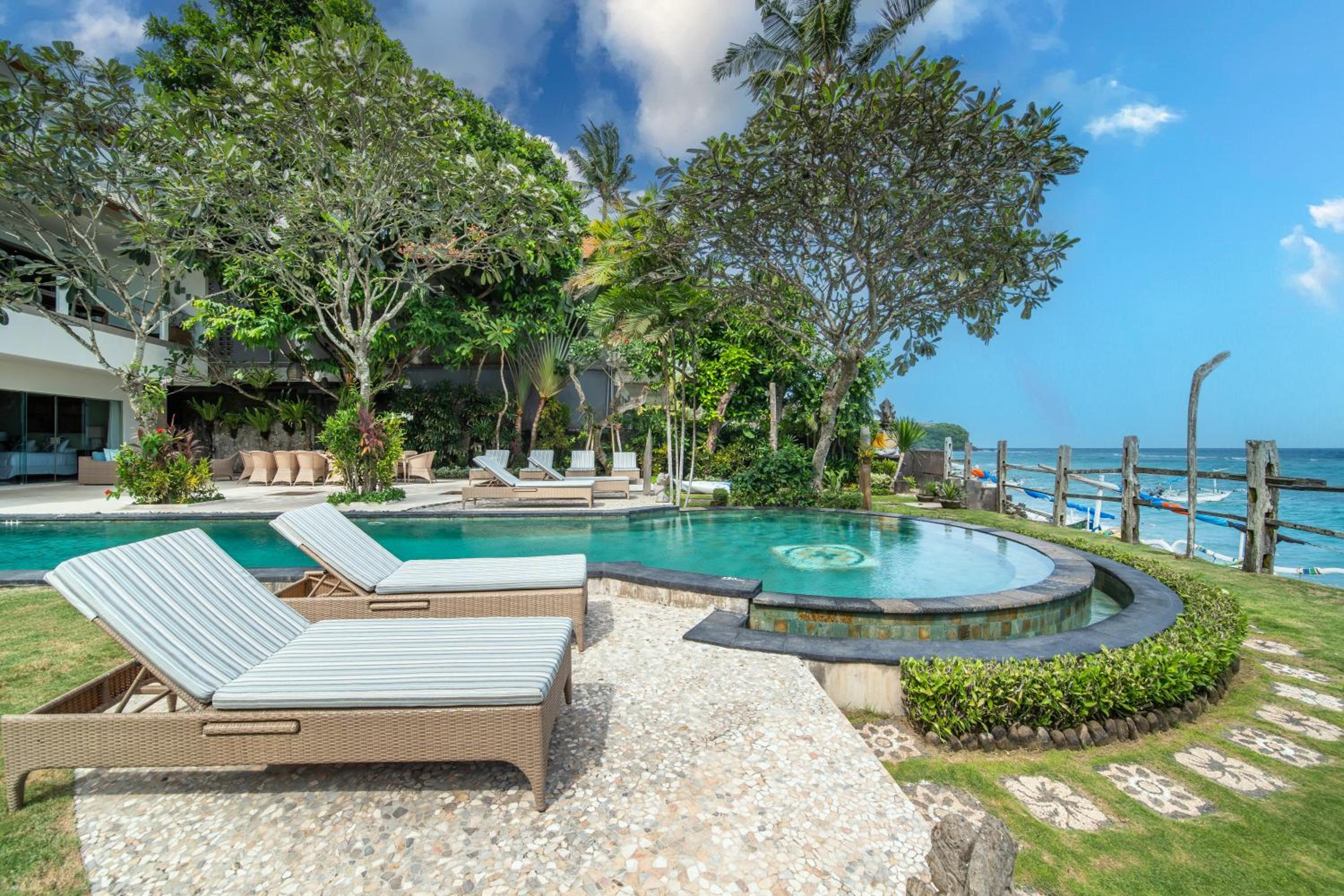 Deluxe Villa photo 3