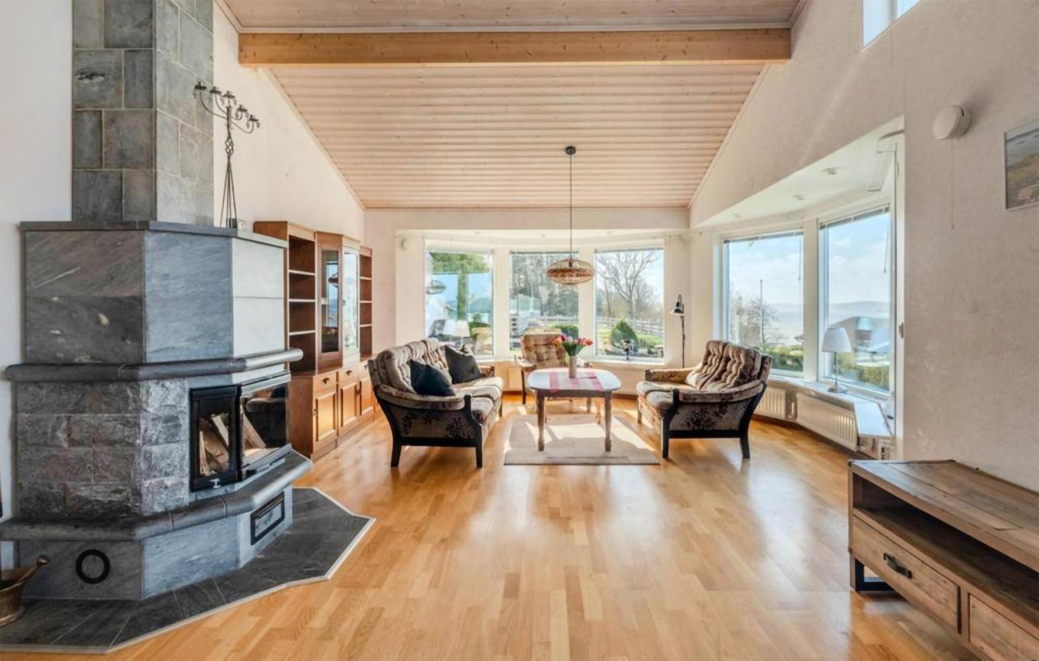 Two-Bedroom Holiday Home